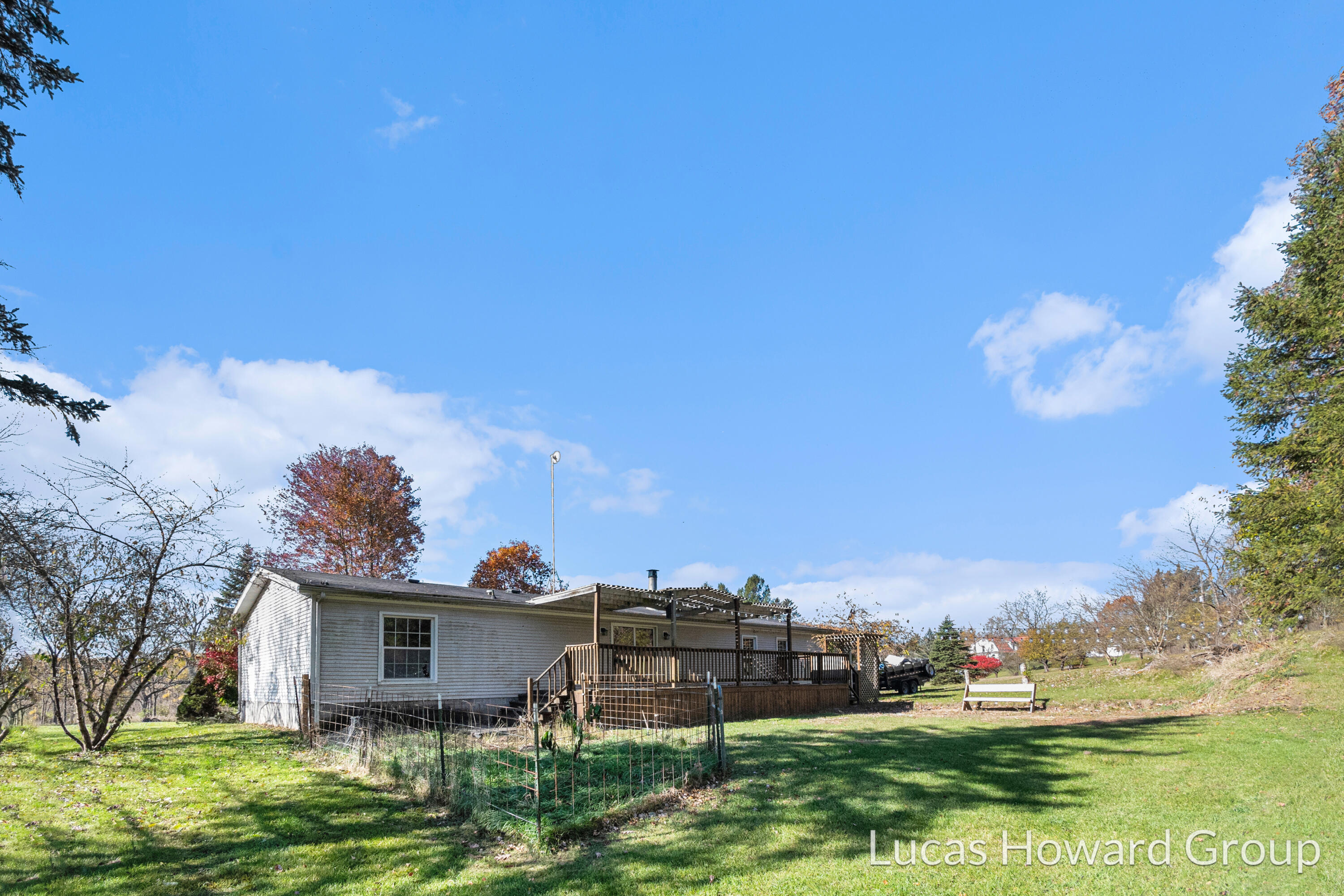 6928 Hubbardston Road Property Photo 22