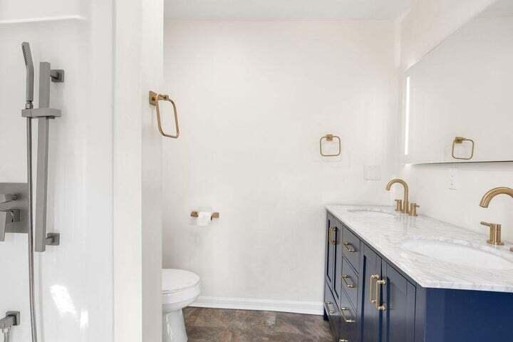 912 Market Street Property Photo 6