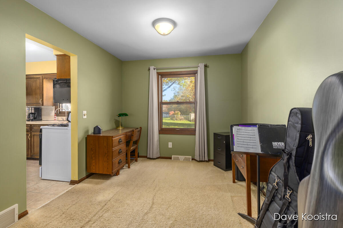 1336 Banbury Avenue Ne Property Photo 20