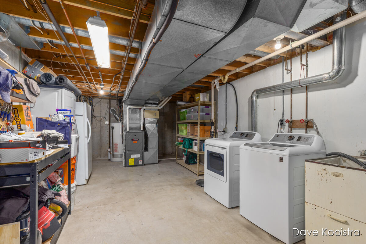 1336 Banbury Avenue Ne Property Photo 34