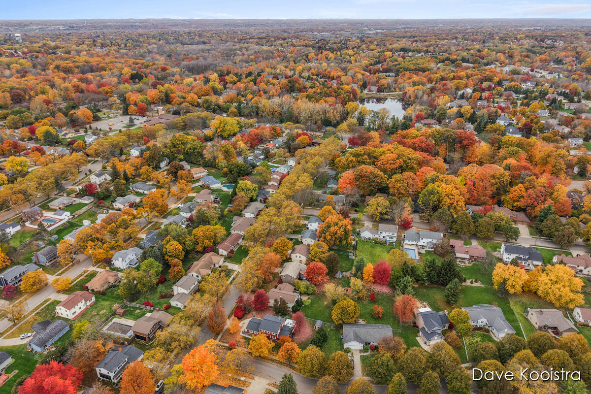 1336 Banbury Avenue Ne Property Photo 53