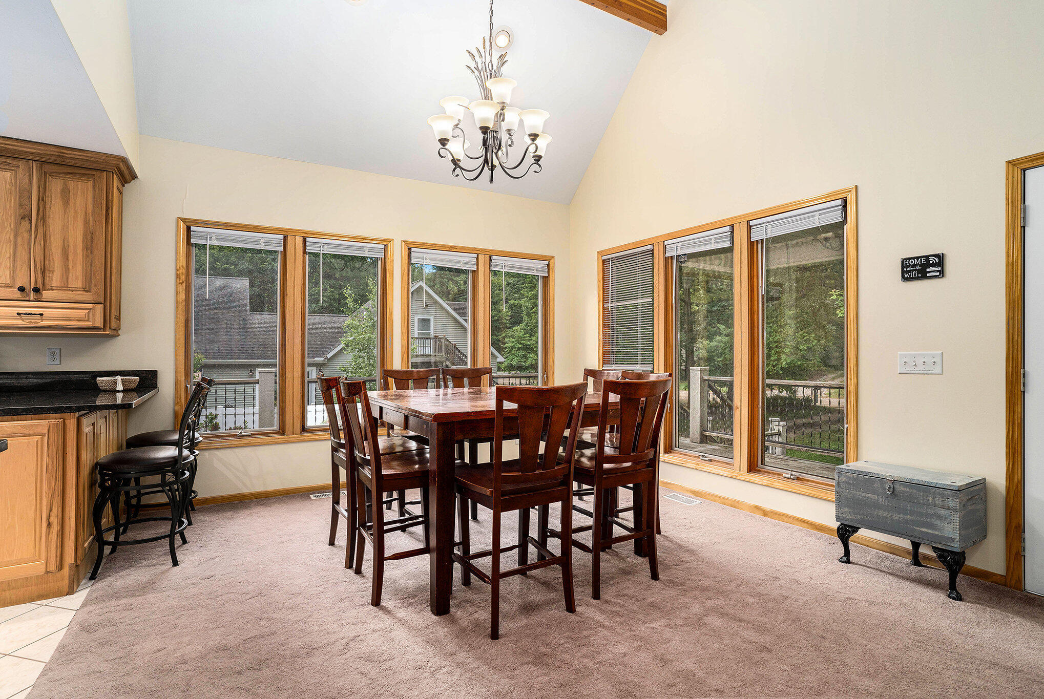 410 N Spencer Road Property Photo 8