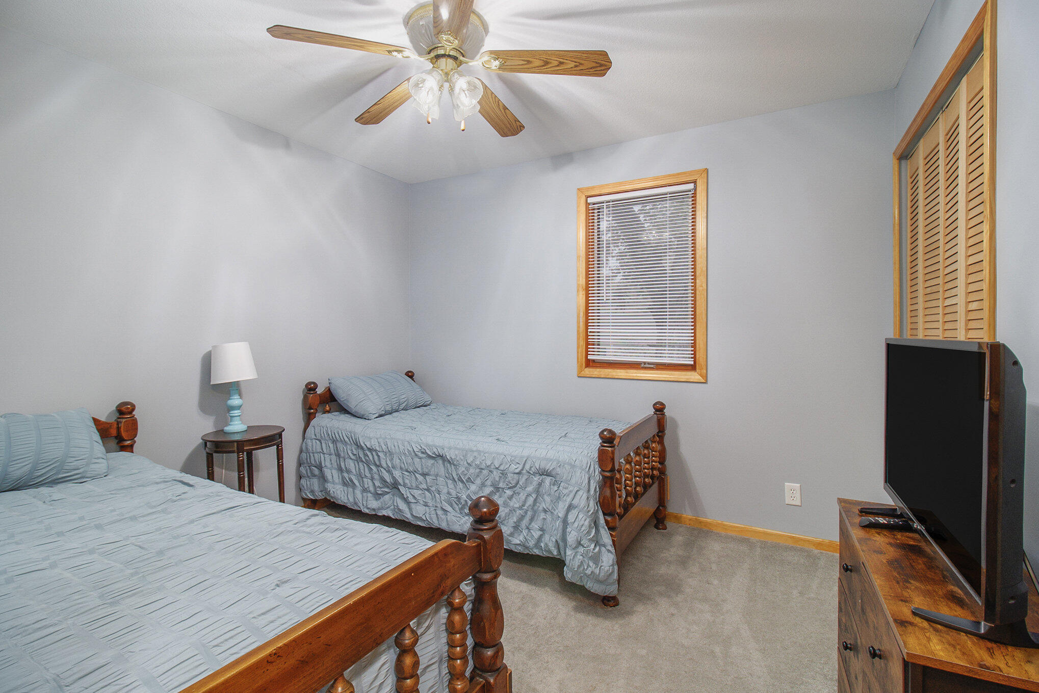 410 N Spencer Road Property Photo 10