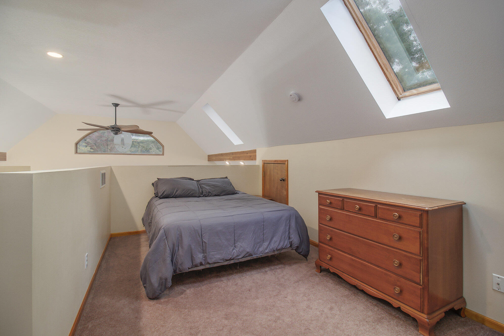 410 N Spencer Road Property Photo 15