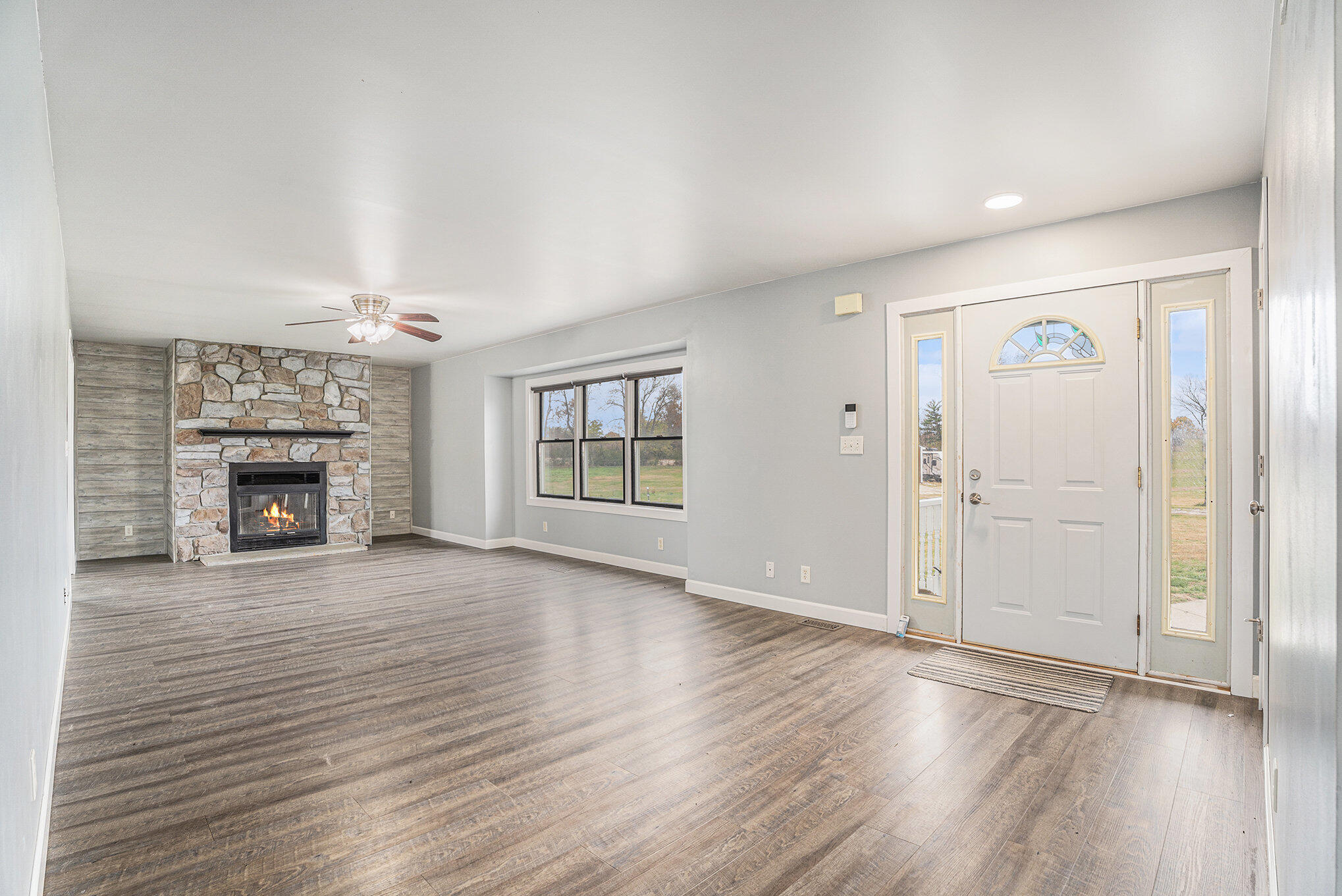 4314 W Hickory Road Property Photo 8