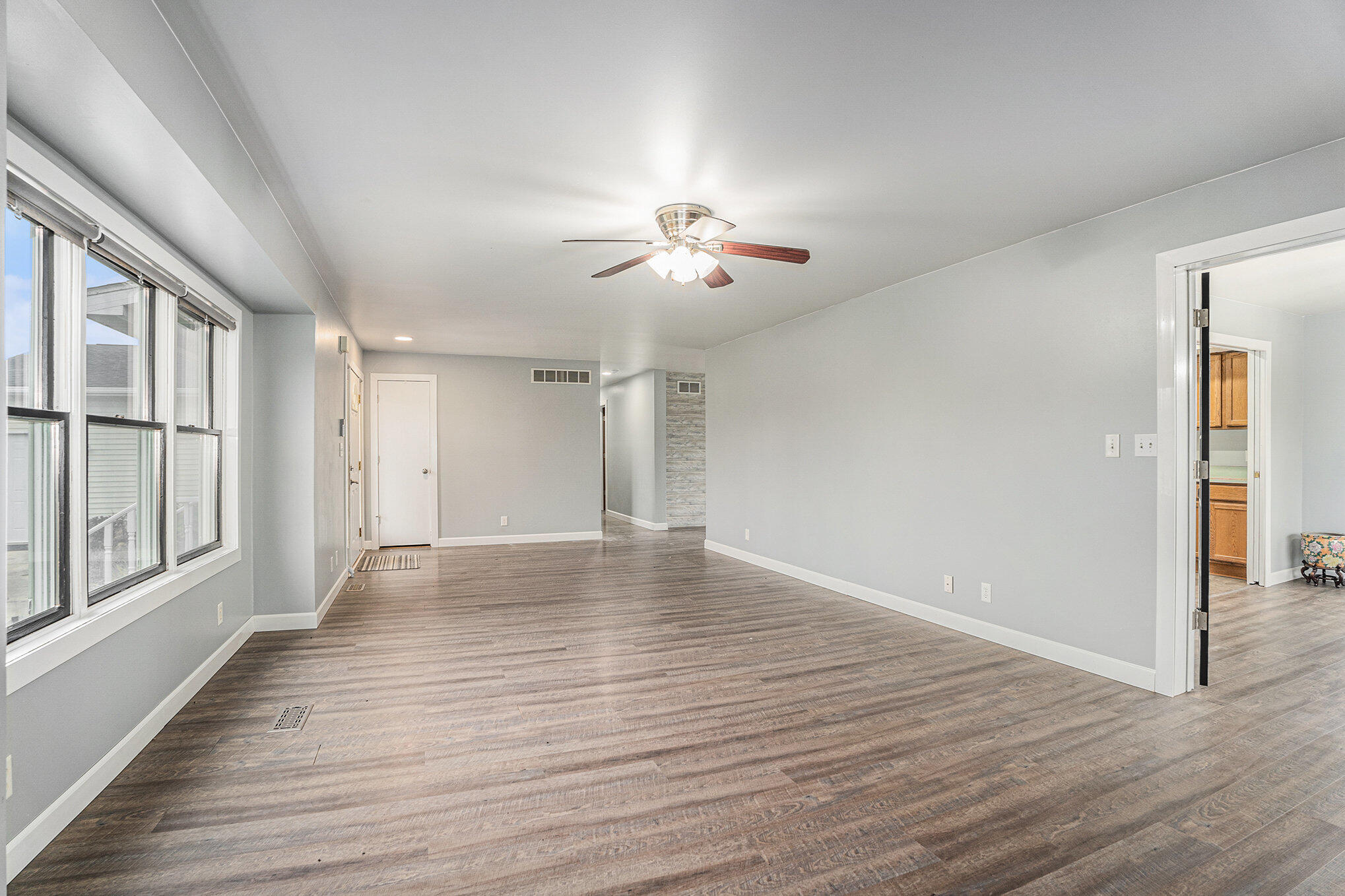 4314 W Hickory Road Property Photo 9