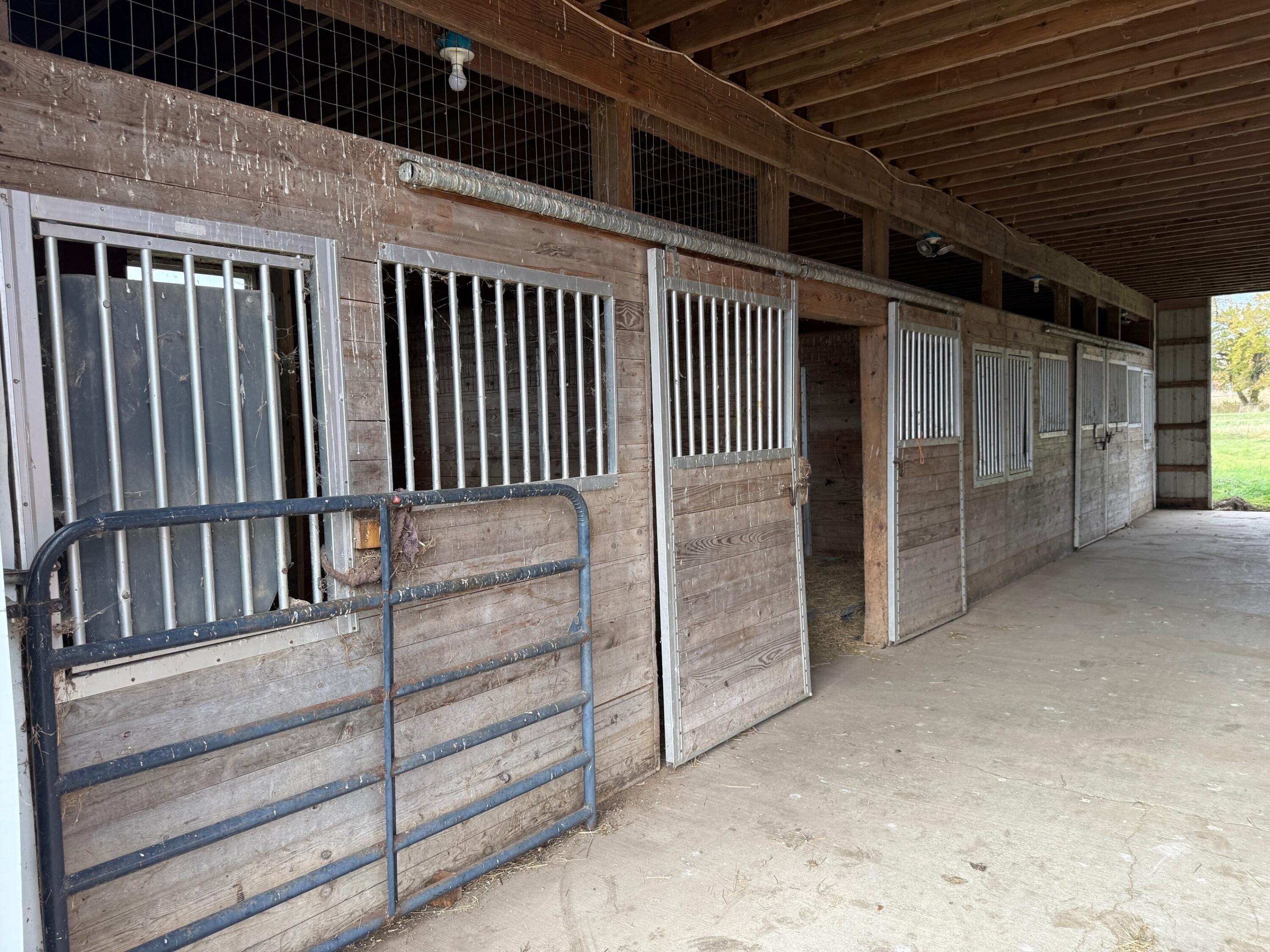 4314 W Hickory Road Property Photo 27