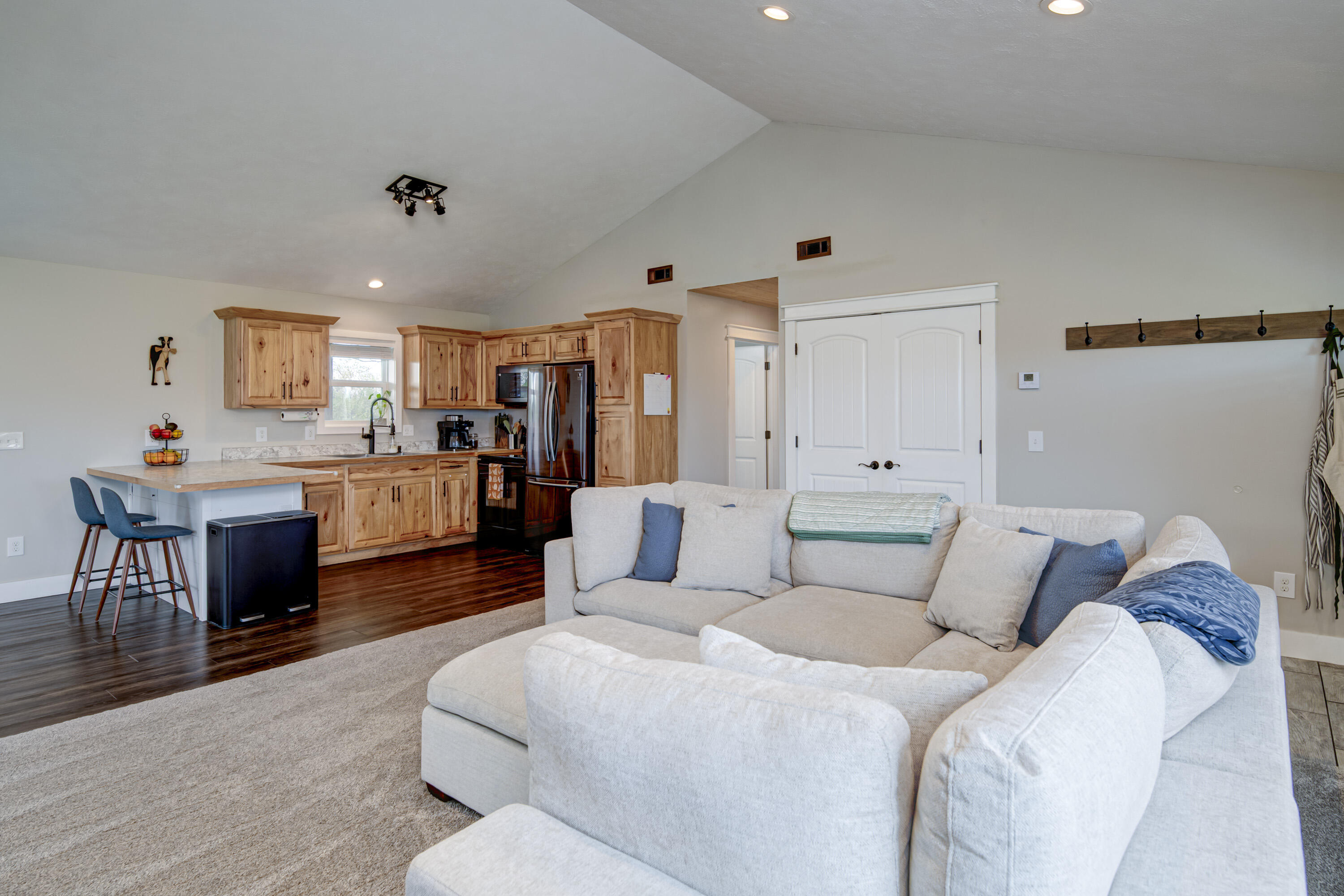 6830 Lost Resort Drive Property Photo 18