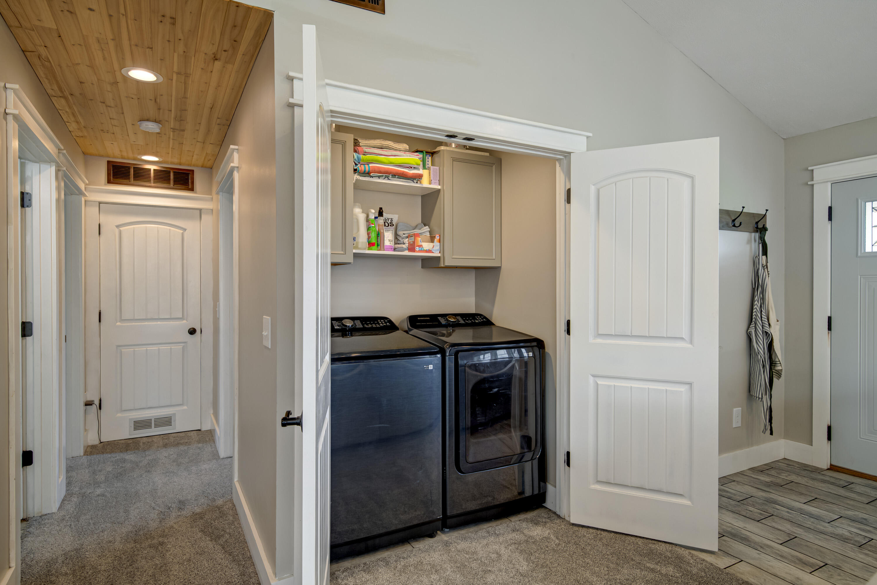 6830 Lost Resort Drive Property Photo 19