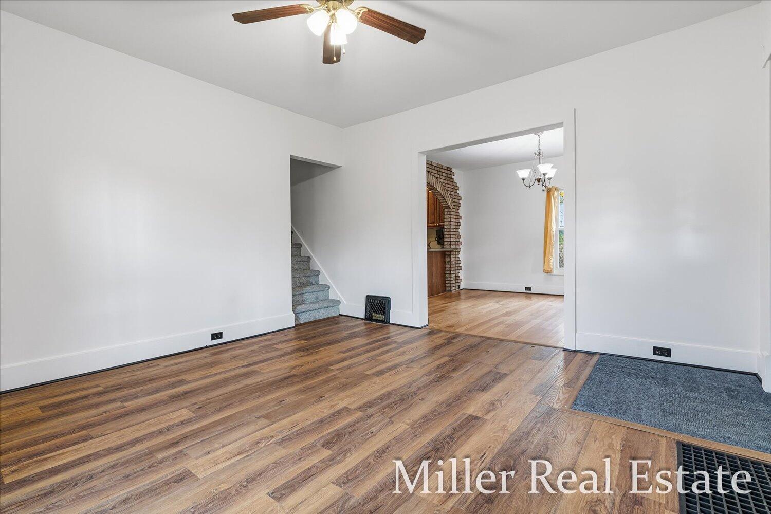 303 E Colfax Street Property Photo 8