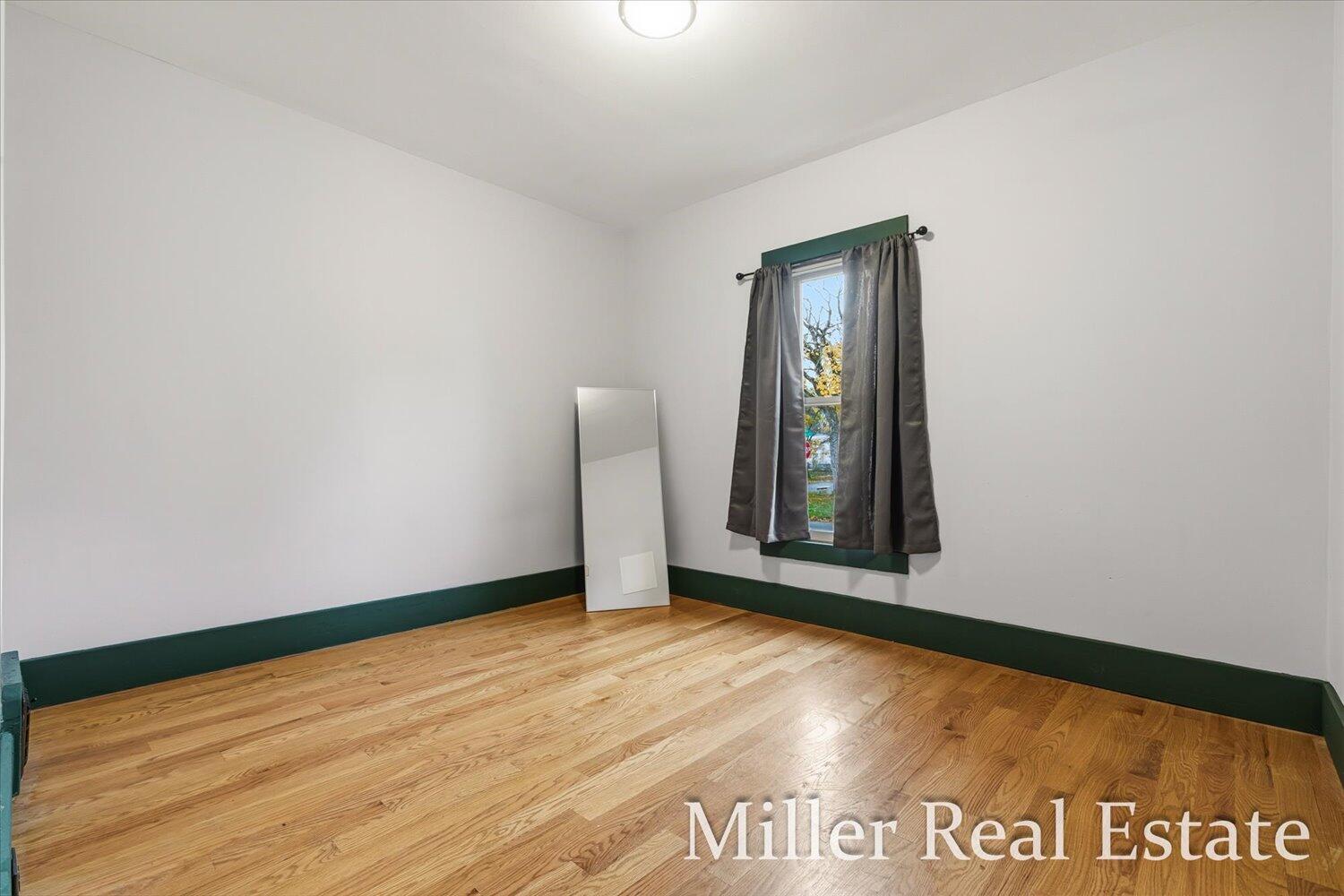 303 E Colfax Street Property Photo 14