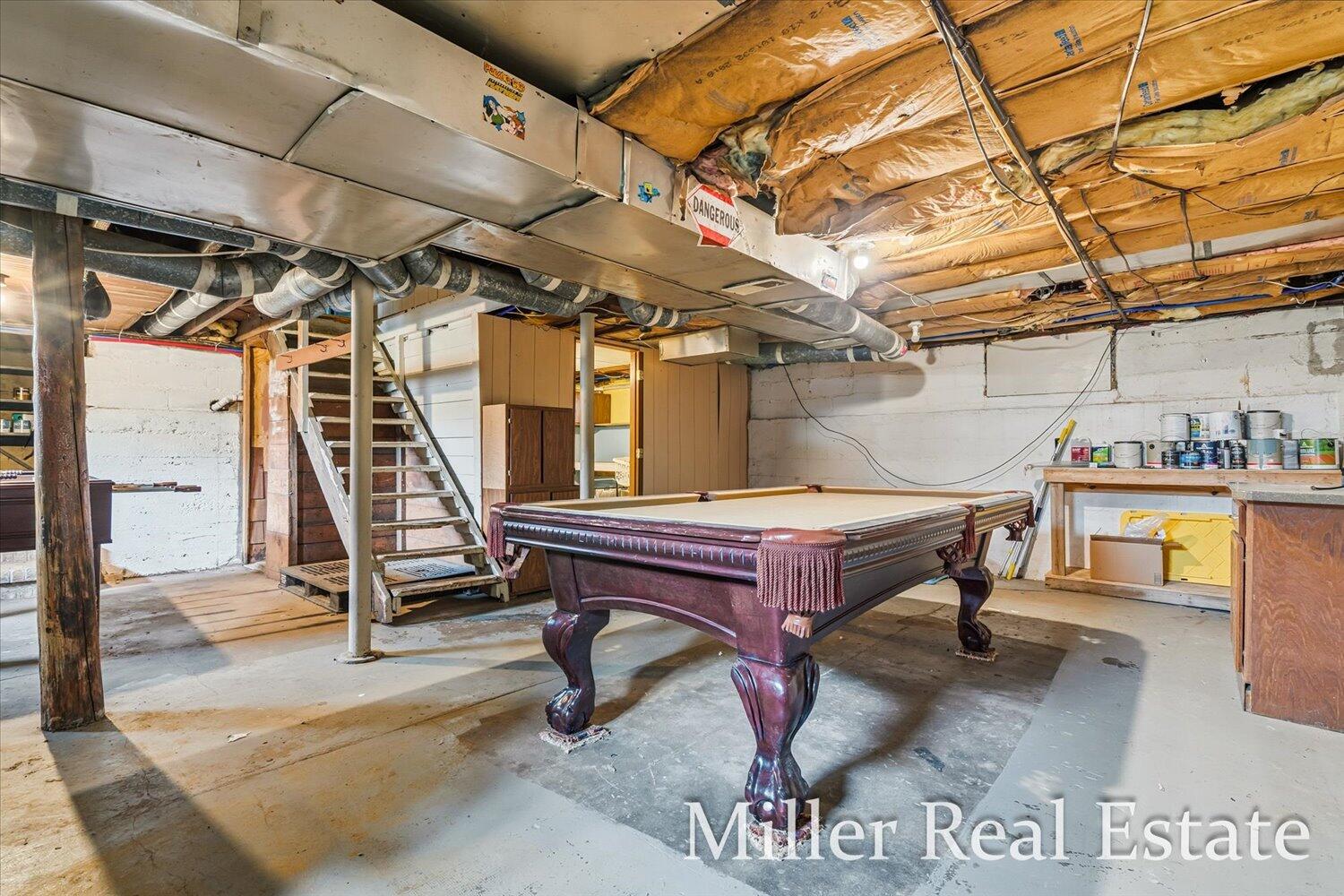 303 E Colfax Street Property Photo 23