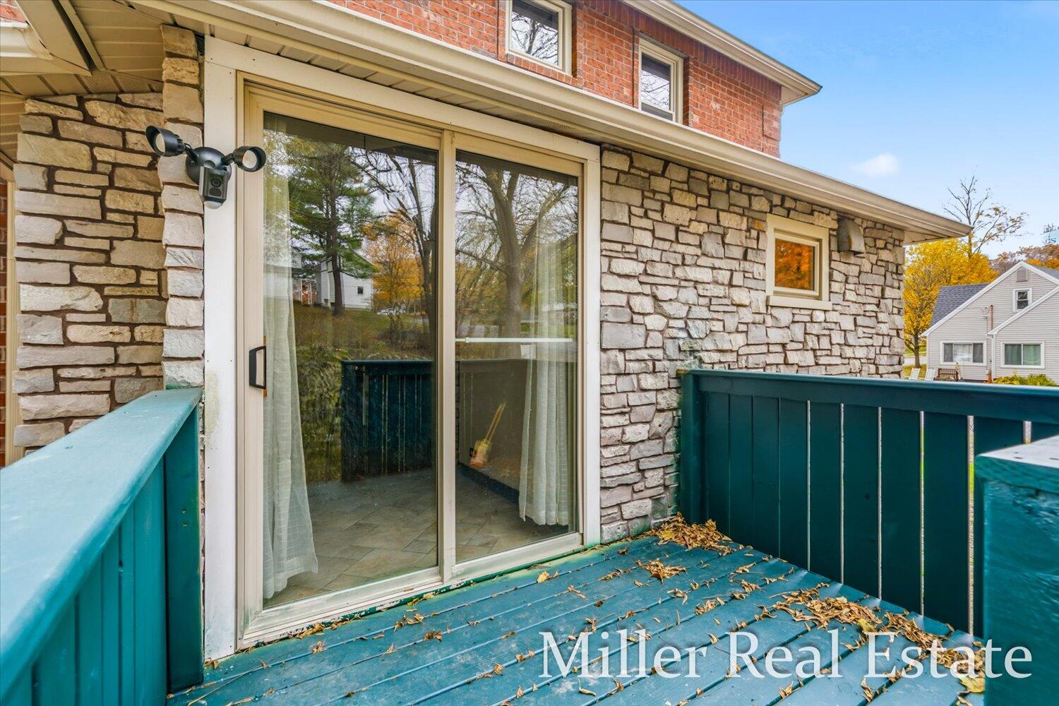 303 E Colfax Street Property Photo 30