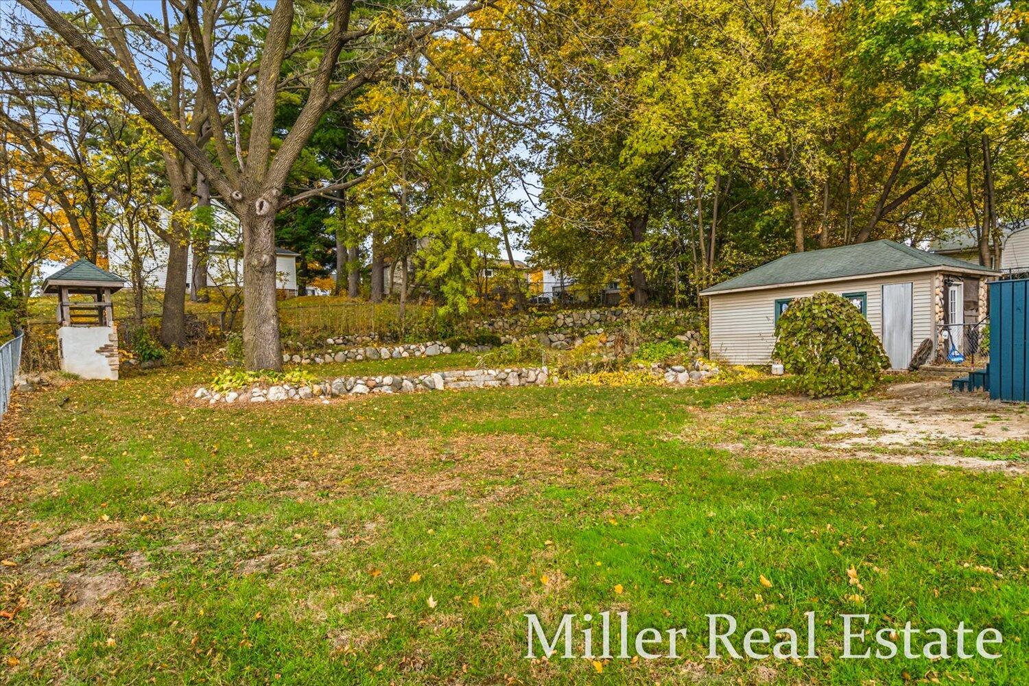 303 E Colfax Street Property Photo 34