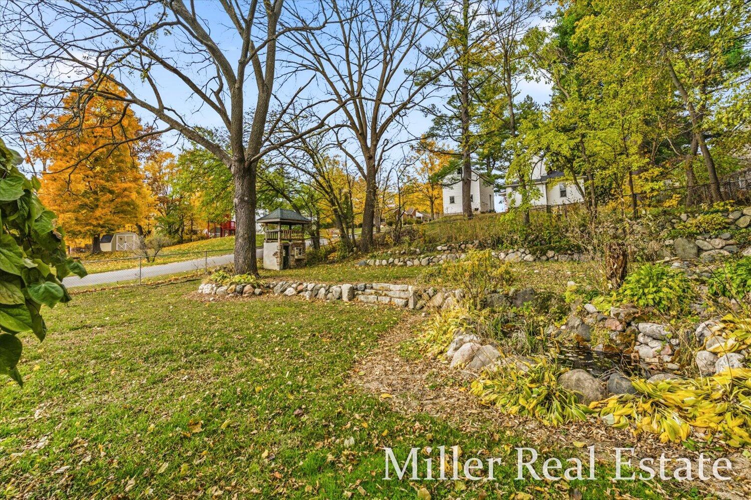 303 E Colfax Street Property Photo 35