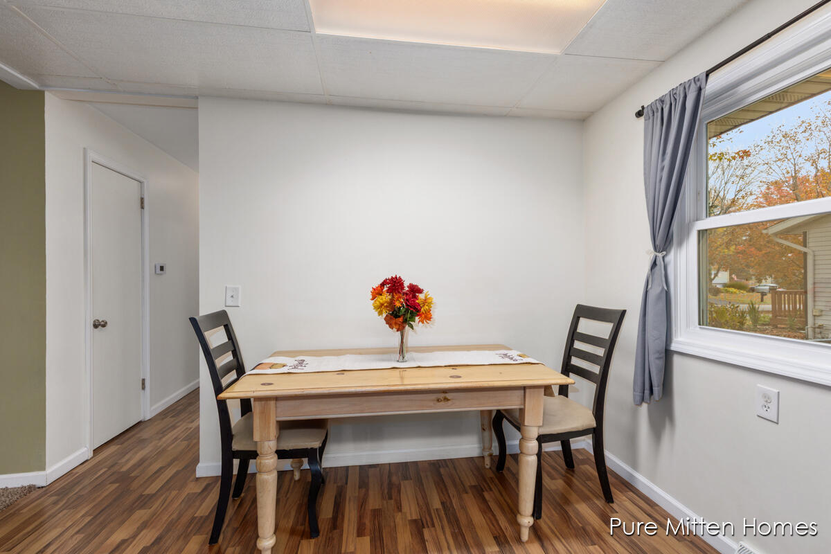 591 Fairway Drive Nw Property Photo 8