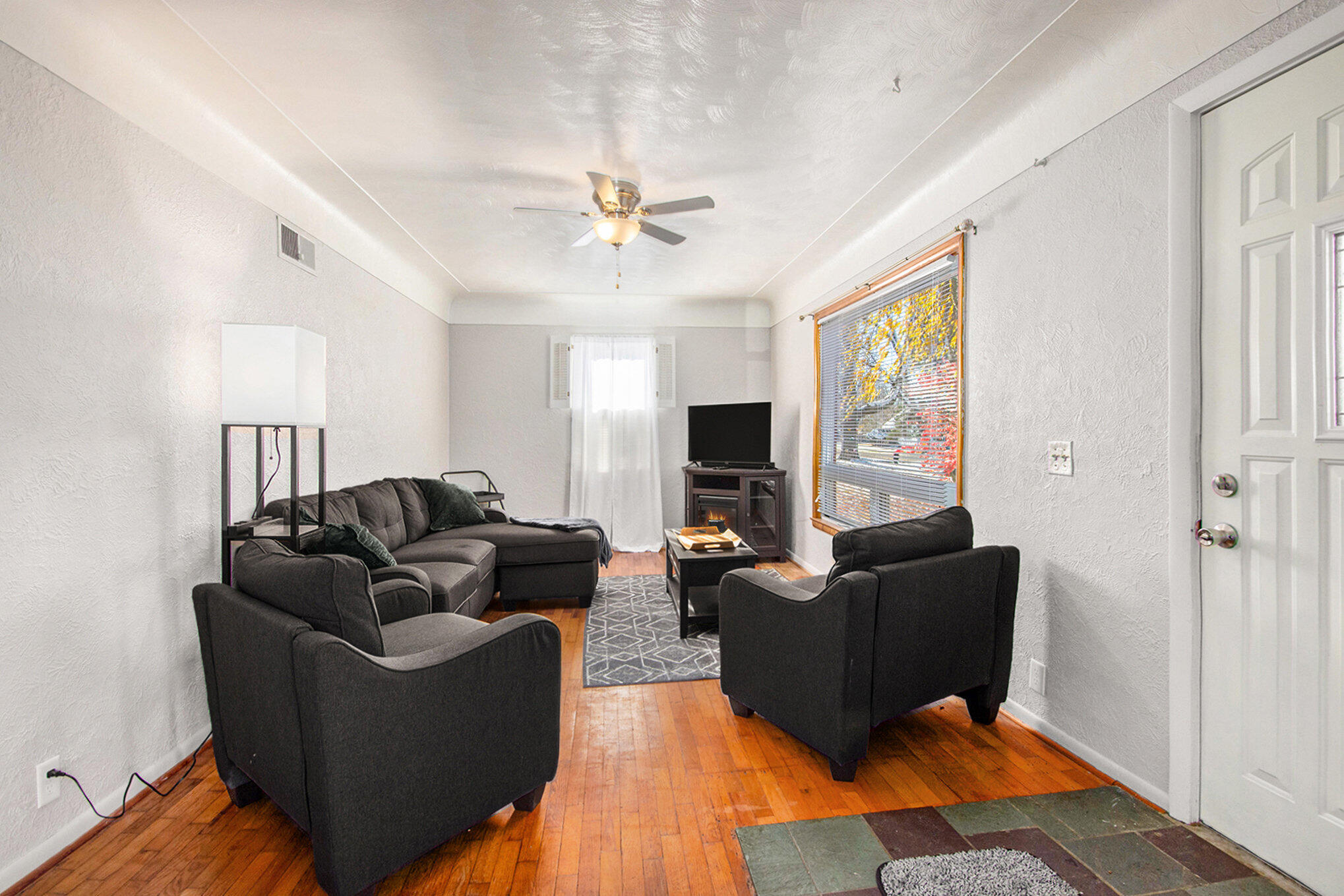 111 S Sherman Street Property Photo 2