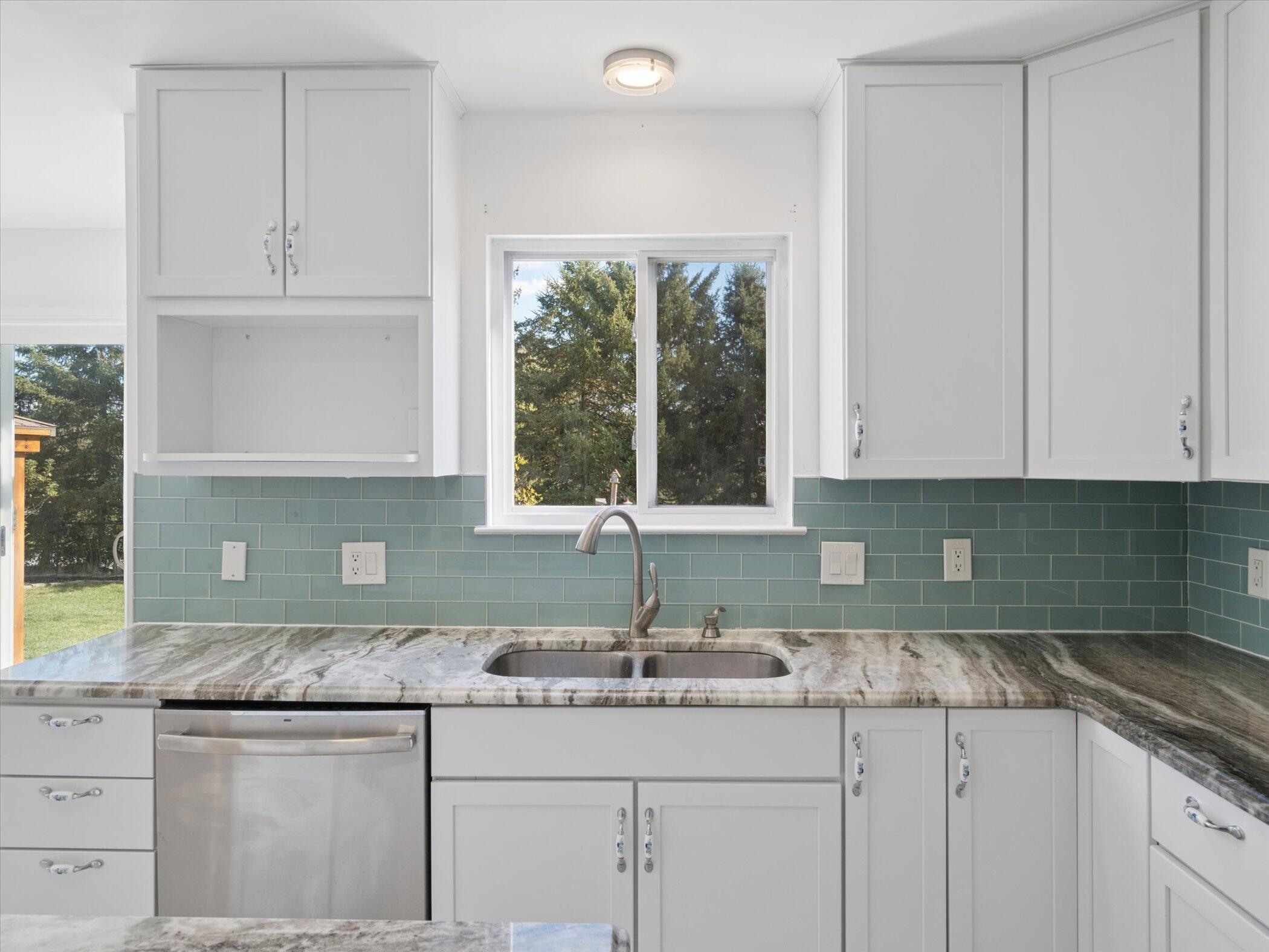 8280 S Warwick Court Property Photo 20