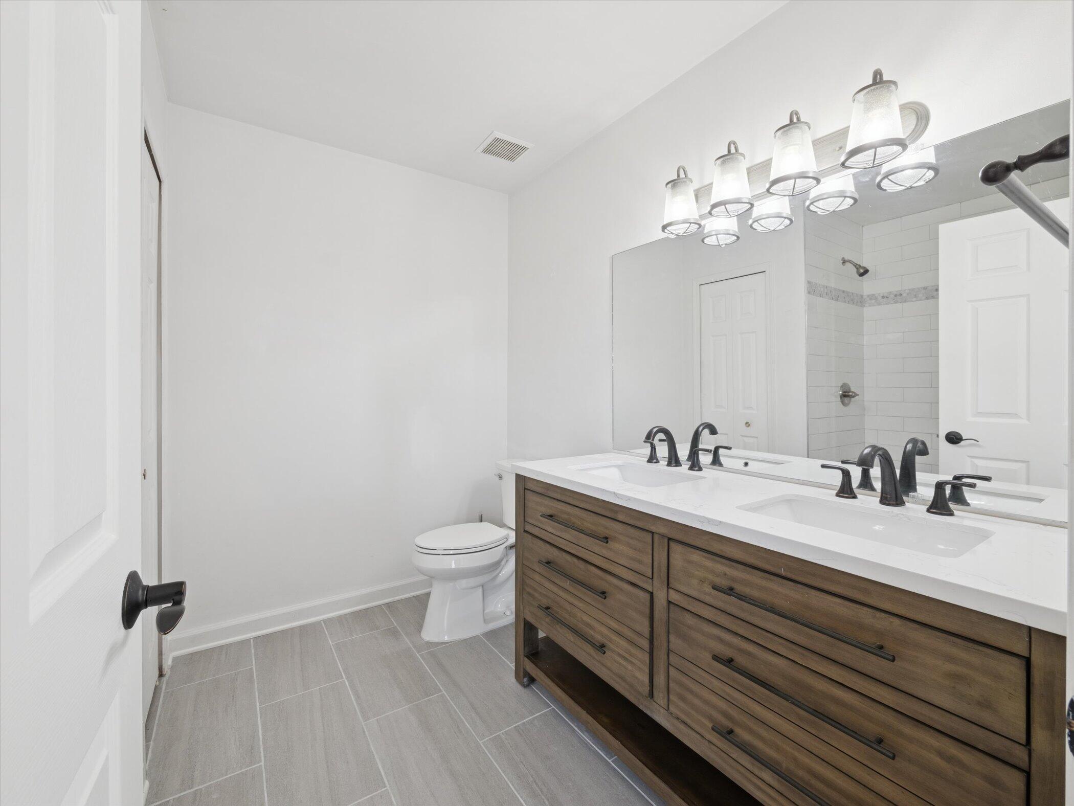 8280 S Warwick Court Property Photo 27