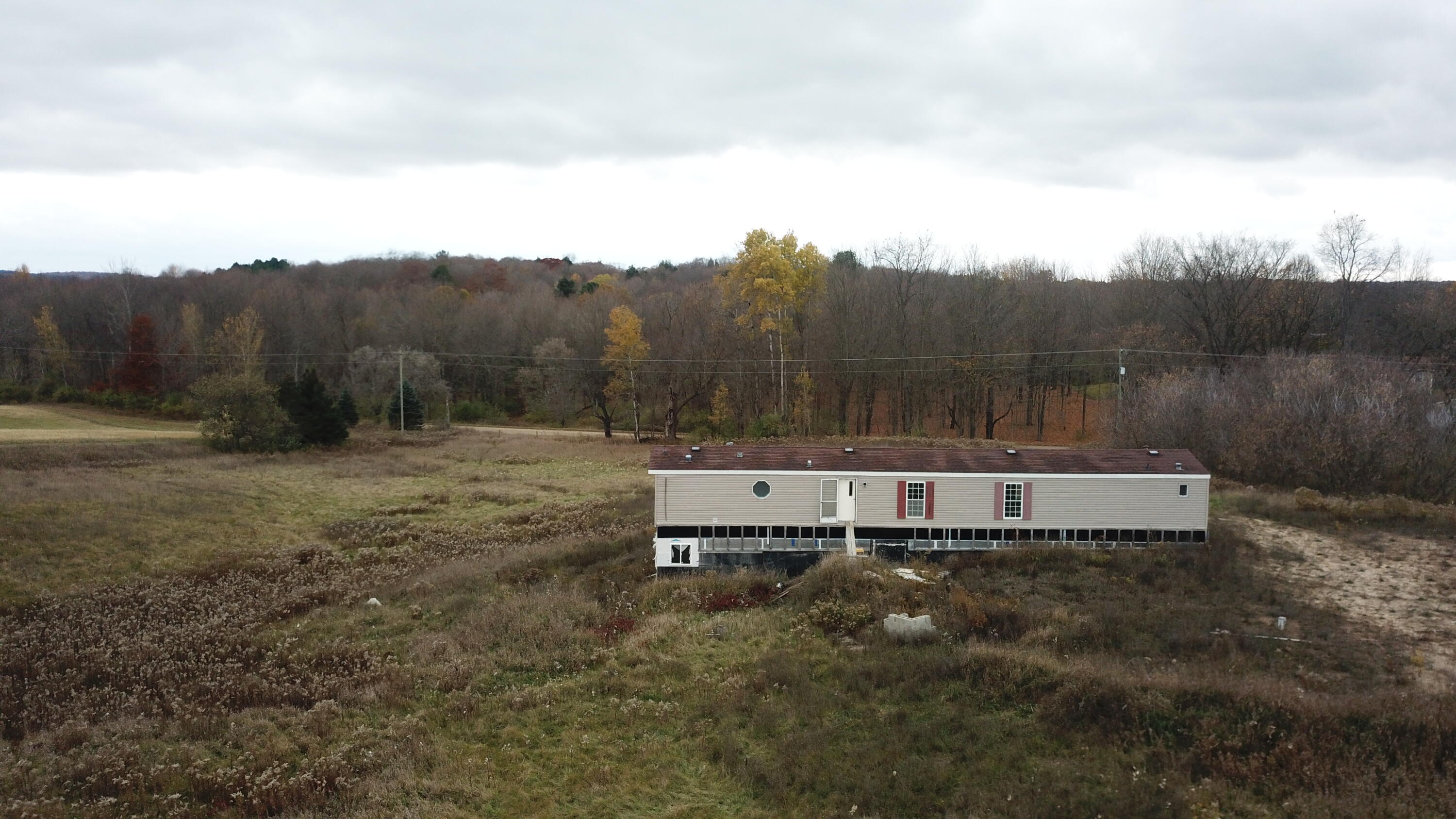 14220 N Beech Avenue Property Photo 5