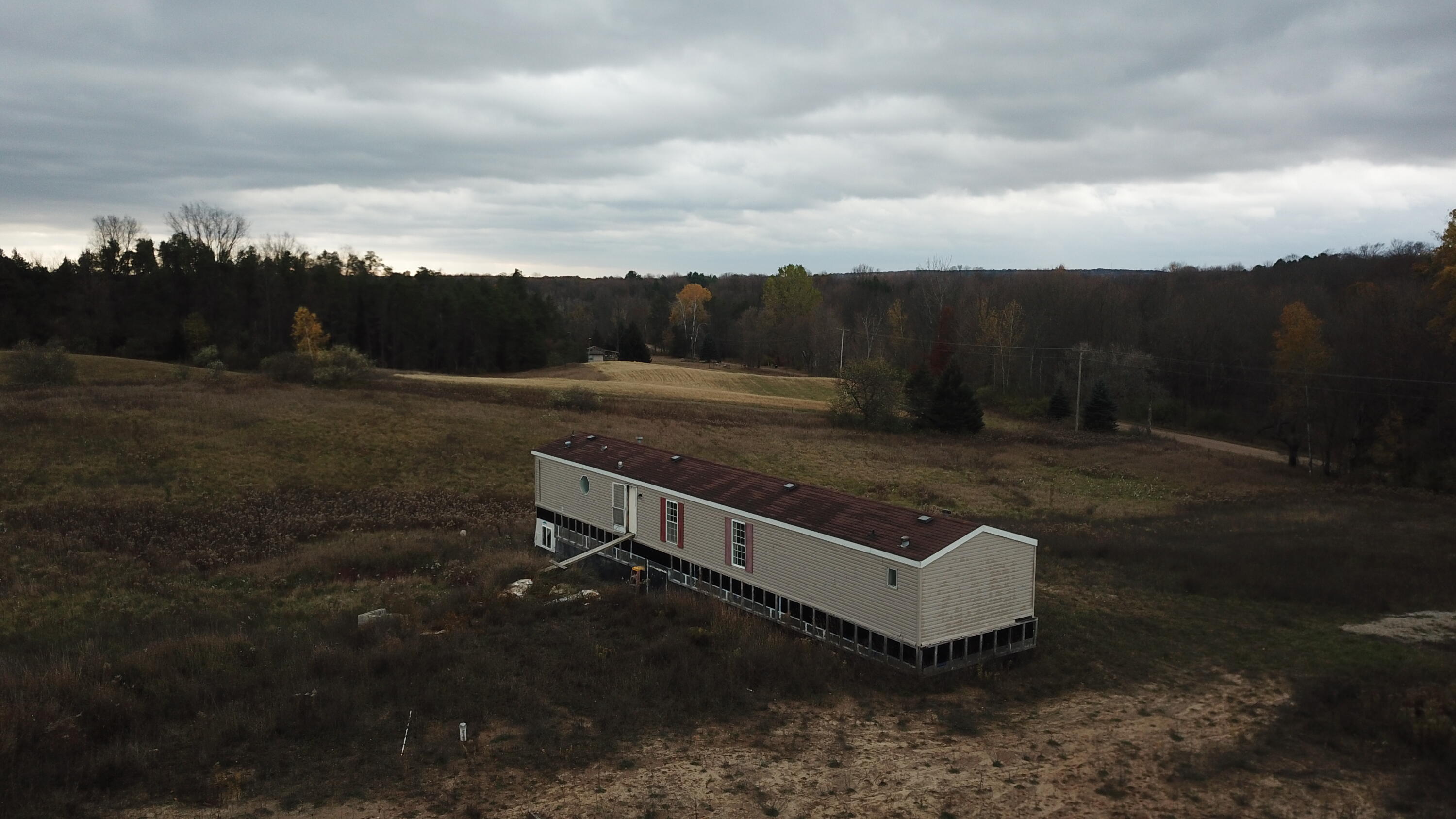 14220 N Beech Avenue Property Photo 6