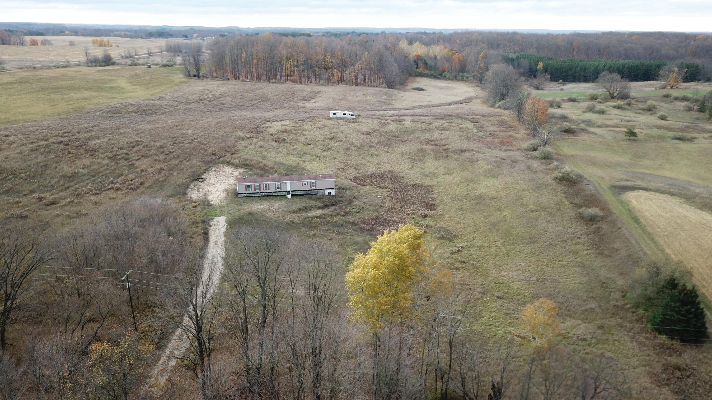 14220 N Beech Avenue Property Photo 9