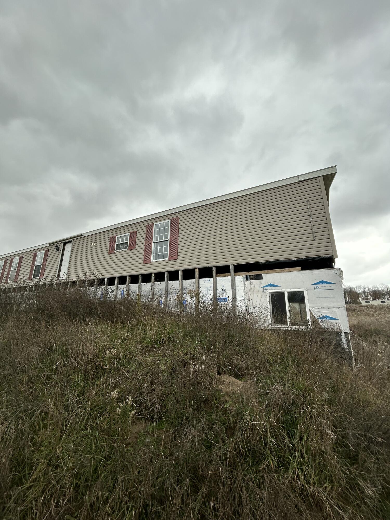 14220 N Beech Avenue Property Photo 13