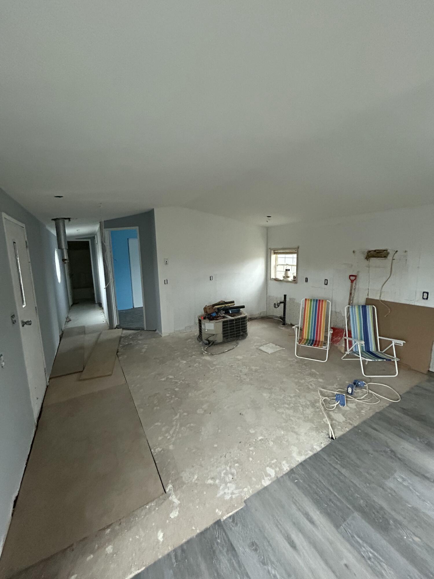 14220 N Beech Avenue Property Photo 23