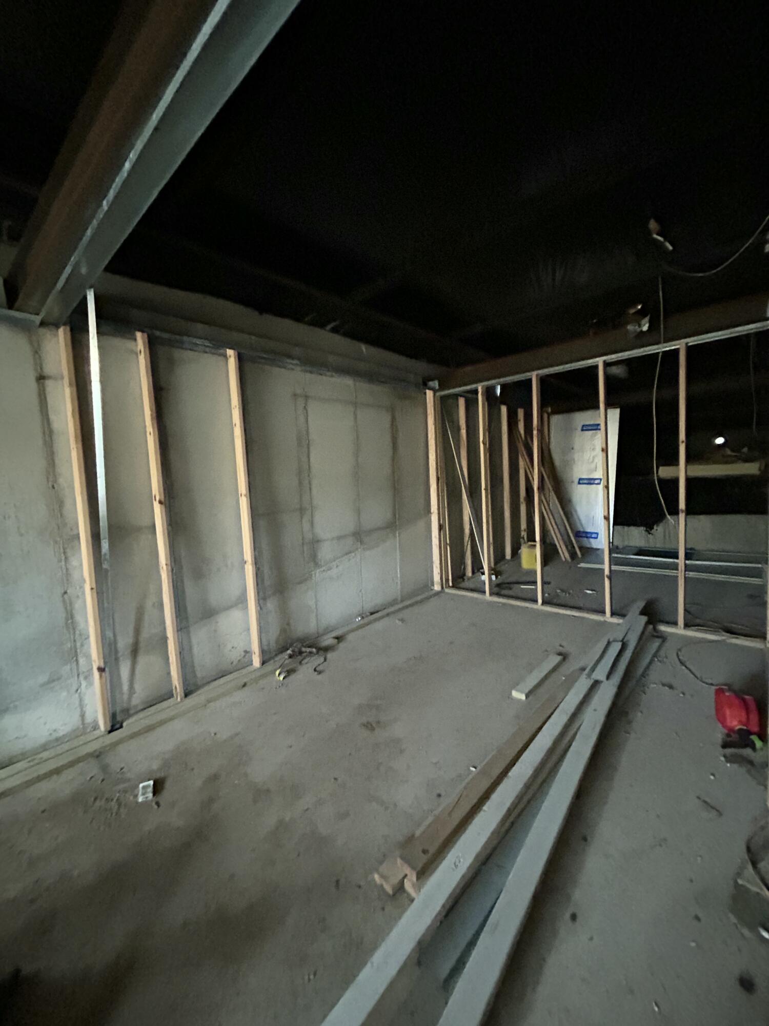 14220 N Beech Avenue Property Photo 32