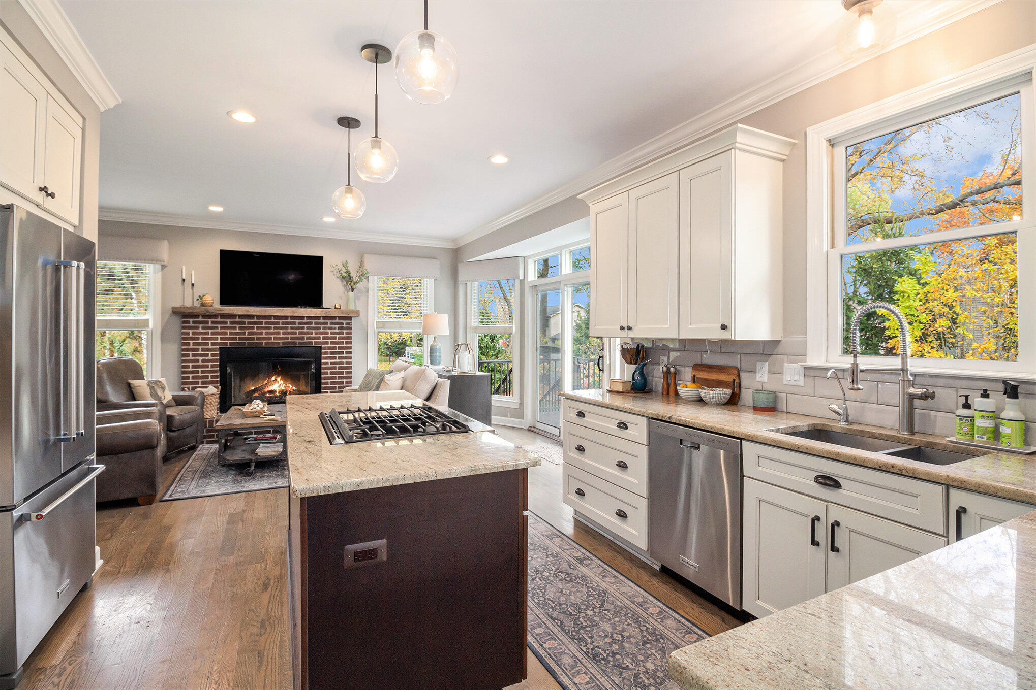 5054 Willow Grove Lane Property Photo 10