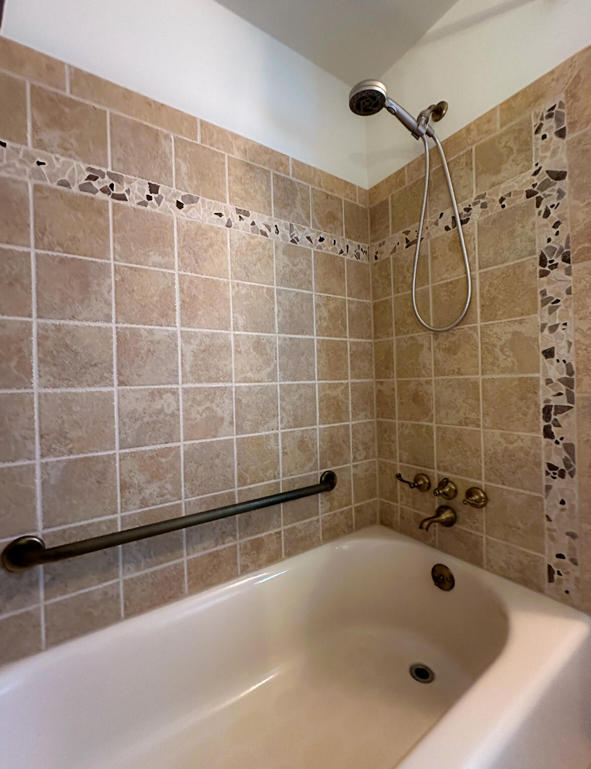 32950 Perth Street Property Photo 9