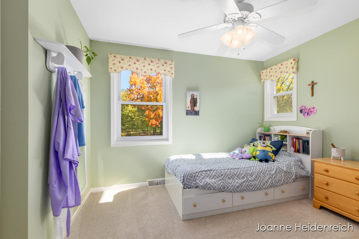 2526 Birchcrest Drive Se Property Photo 29