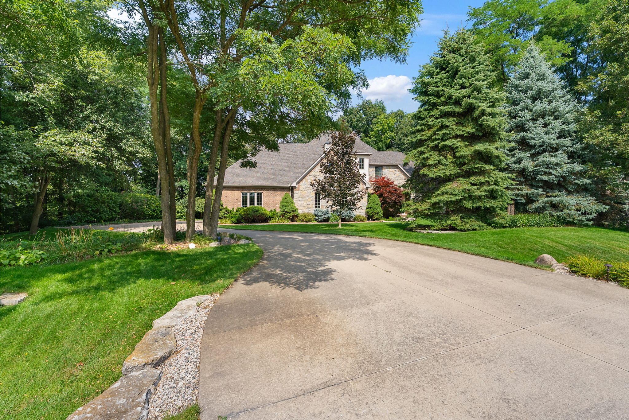 60 Timber Ridge Court Property Photo 12