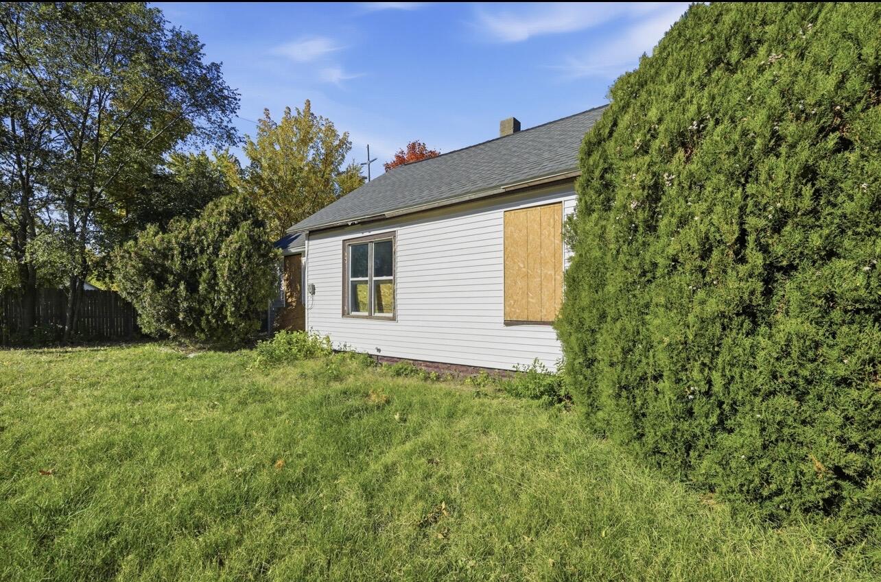 1096 Pearl Street Property Photo 10
