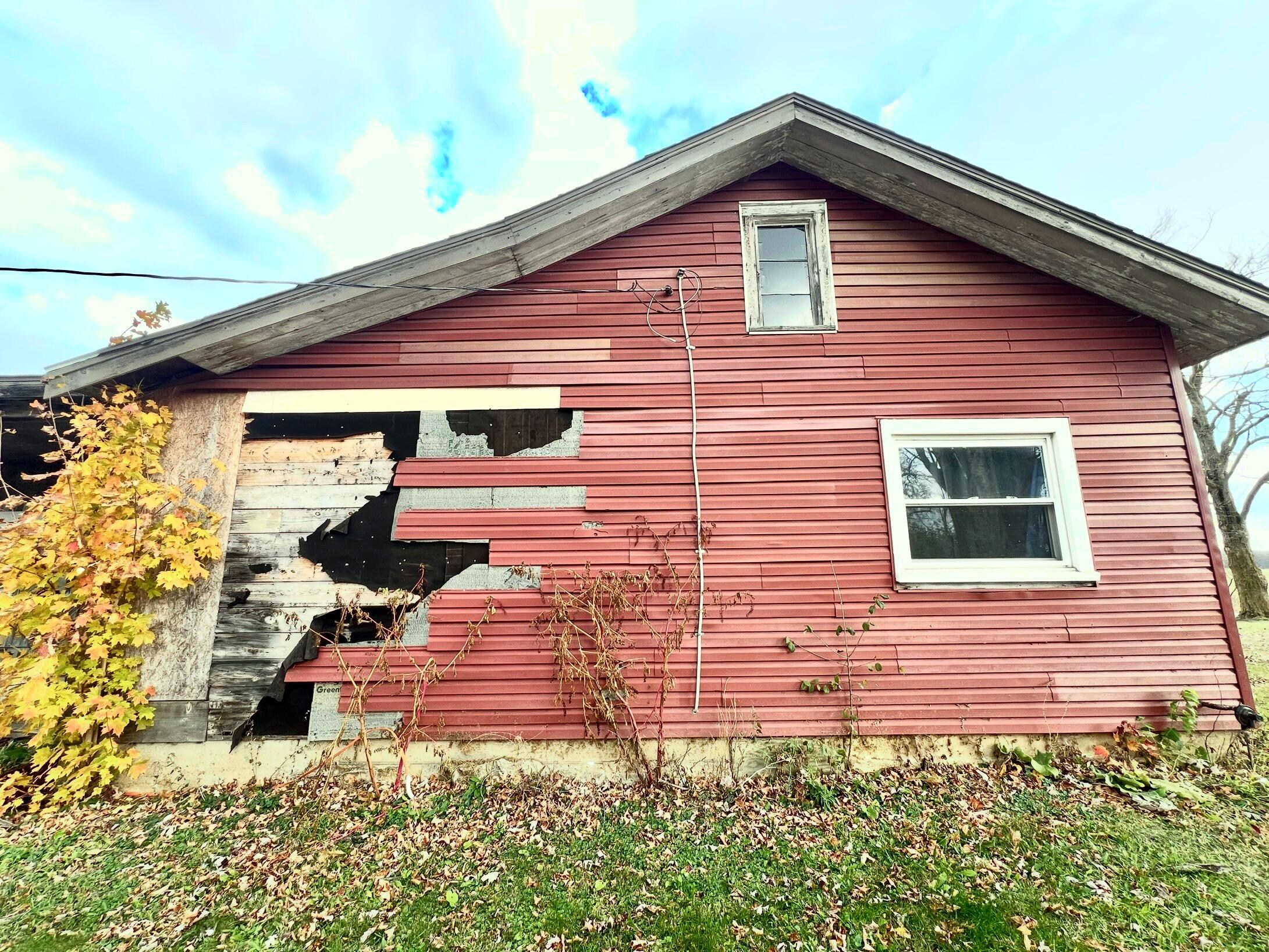 3240 E Reading Road E Property Photo 5
