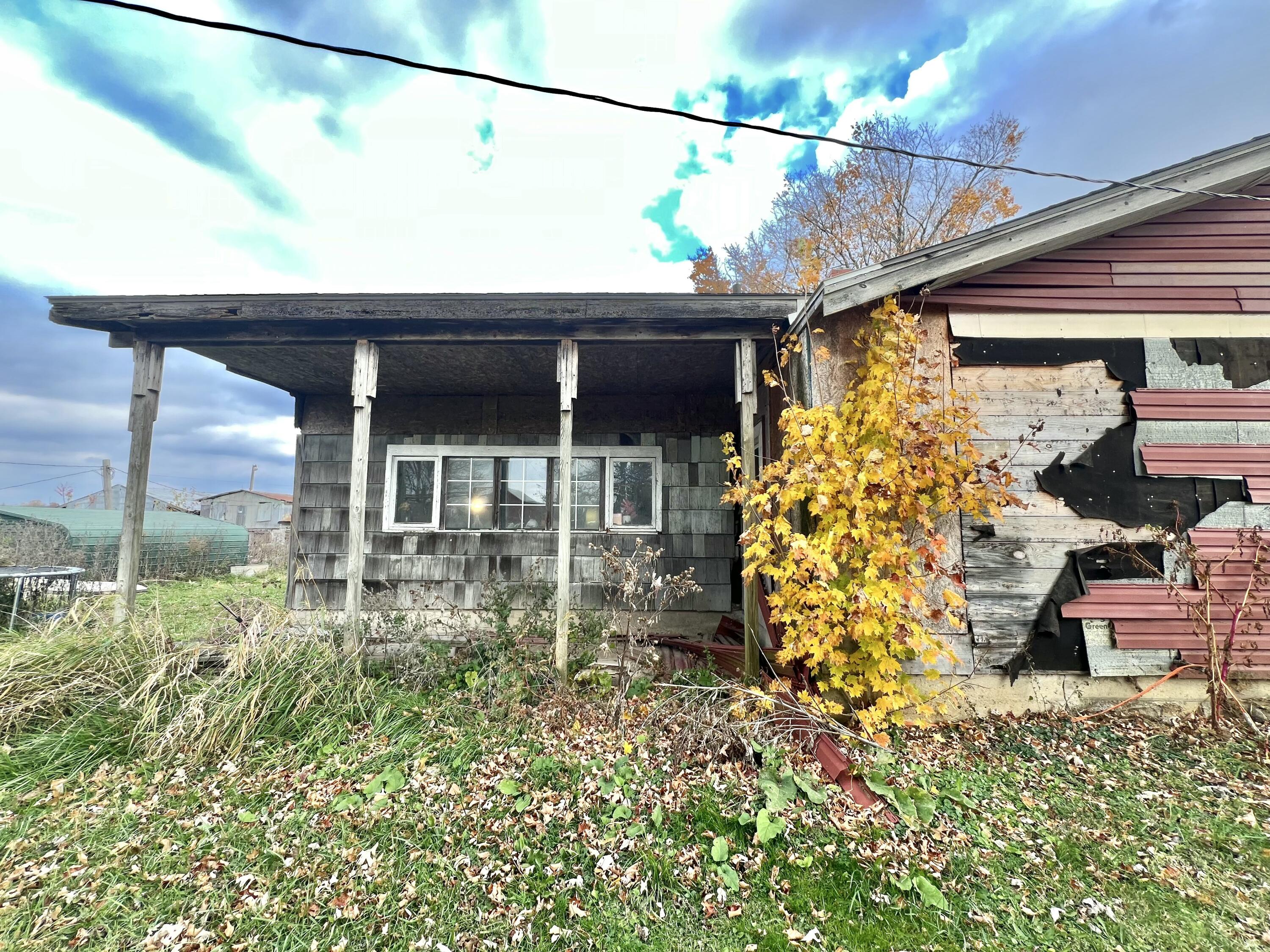3240 E Reading Road E Property Photo 6