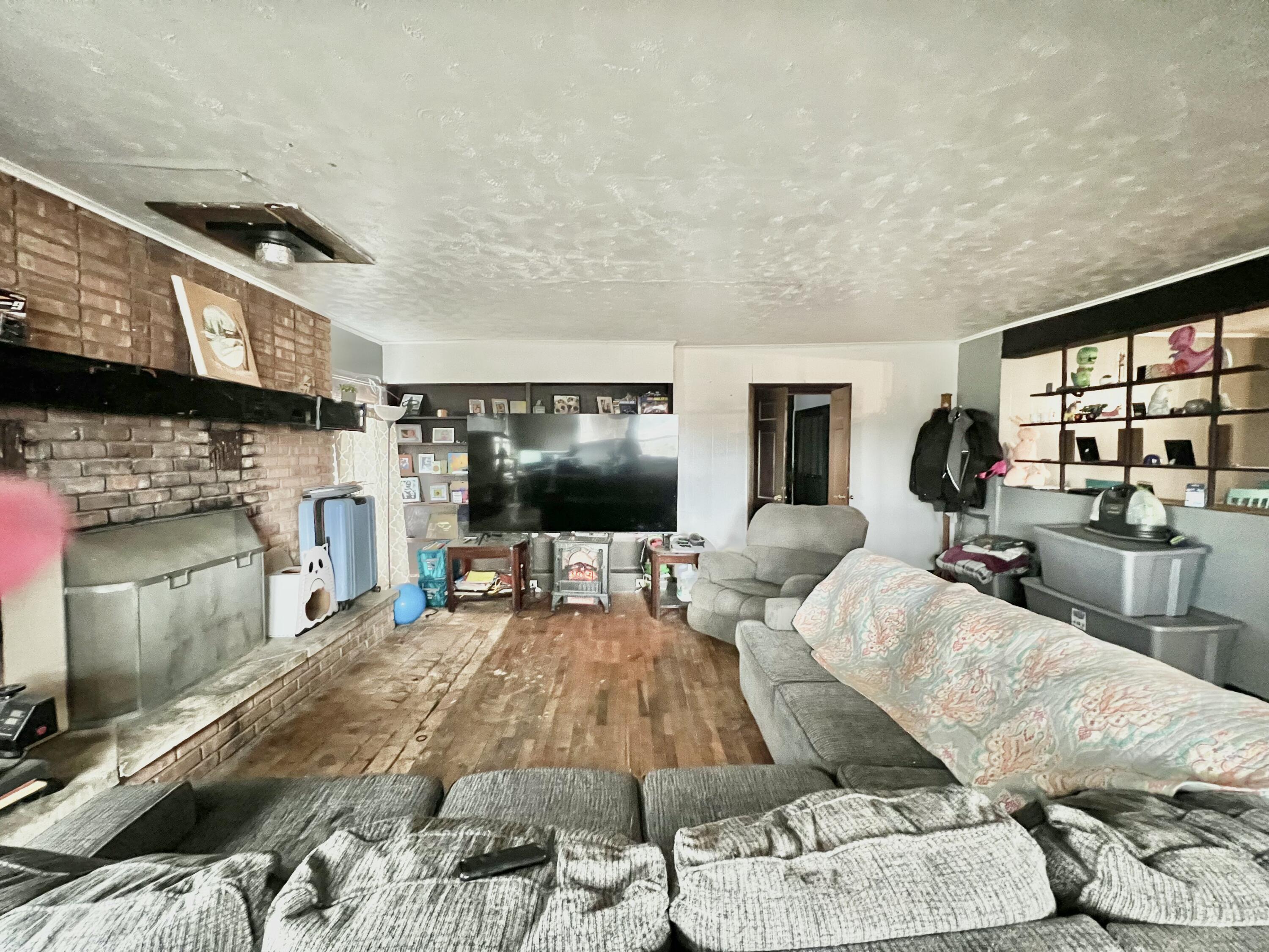 3240 E Reading Road E Property Photo 28