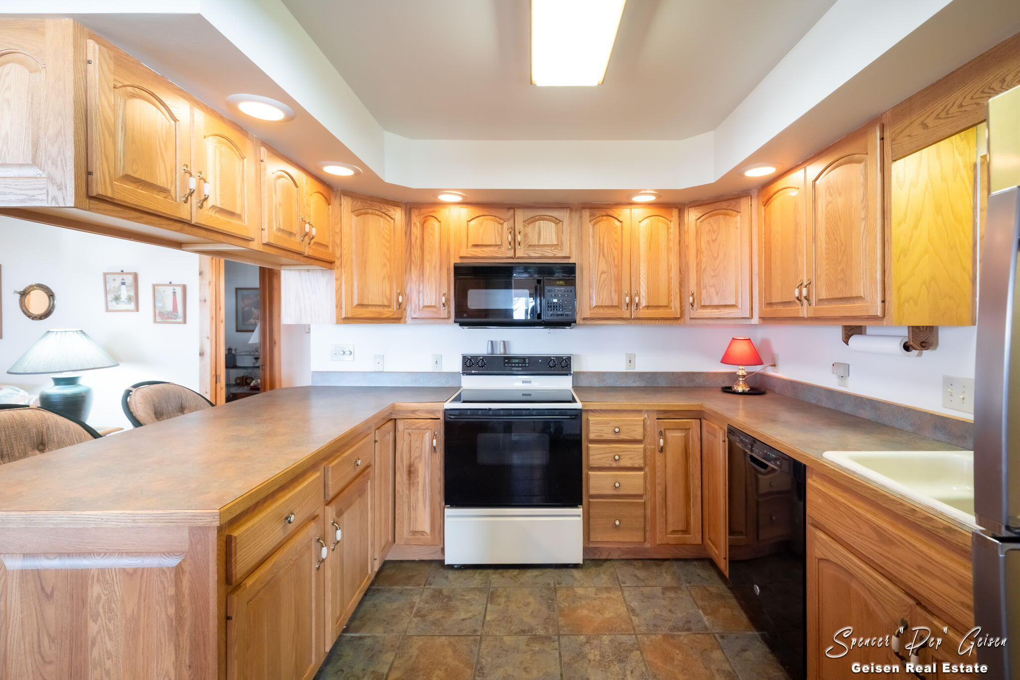 8591 Hidden Trail Property Photo 18