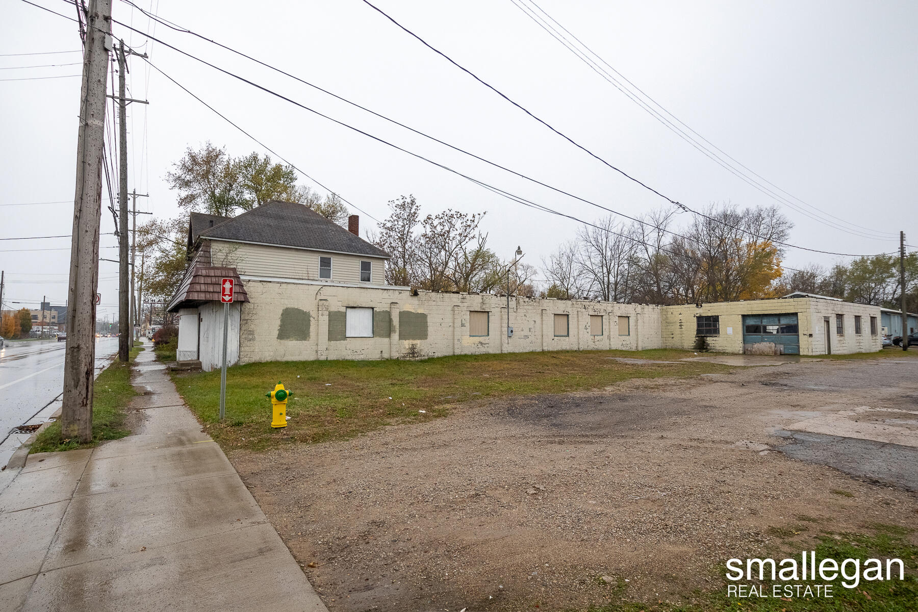 866 Portage Street Property Photo 1