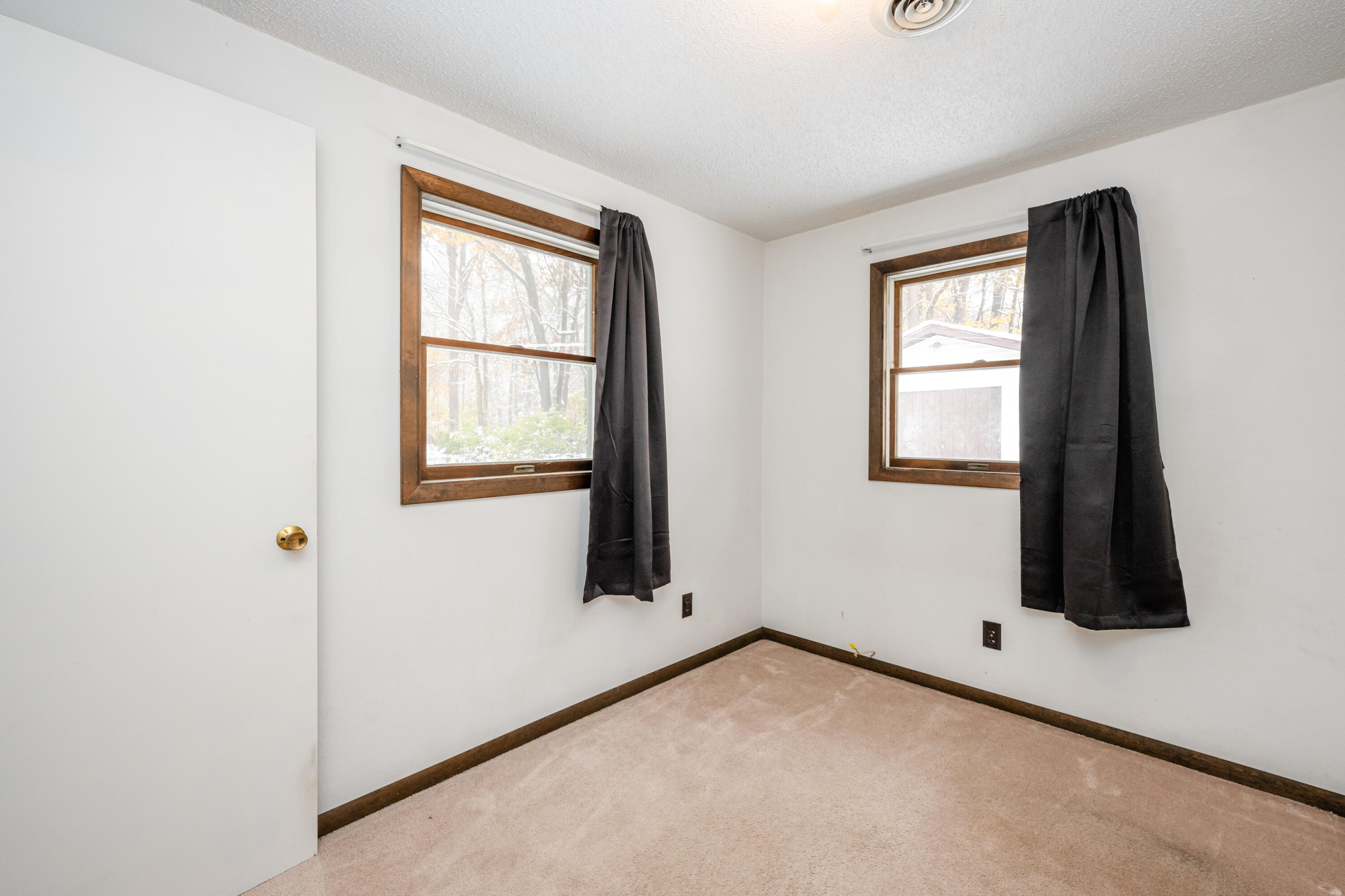 5081 Woodward Avenue Property Photo 17