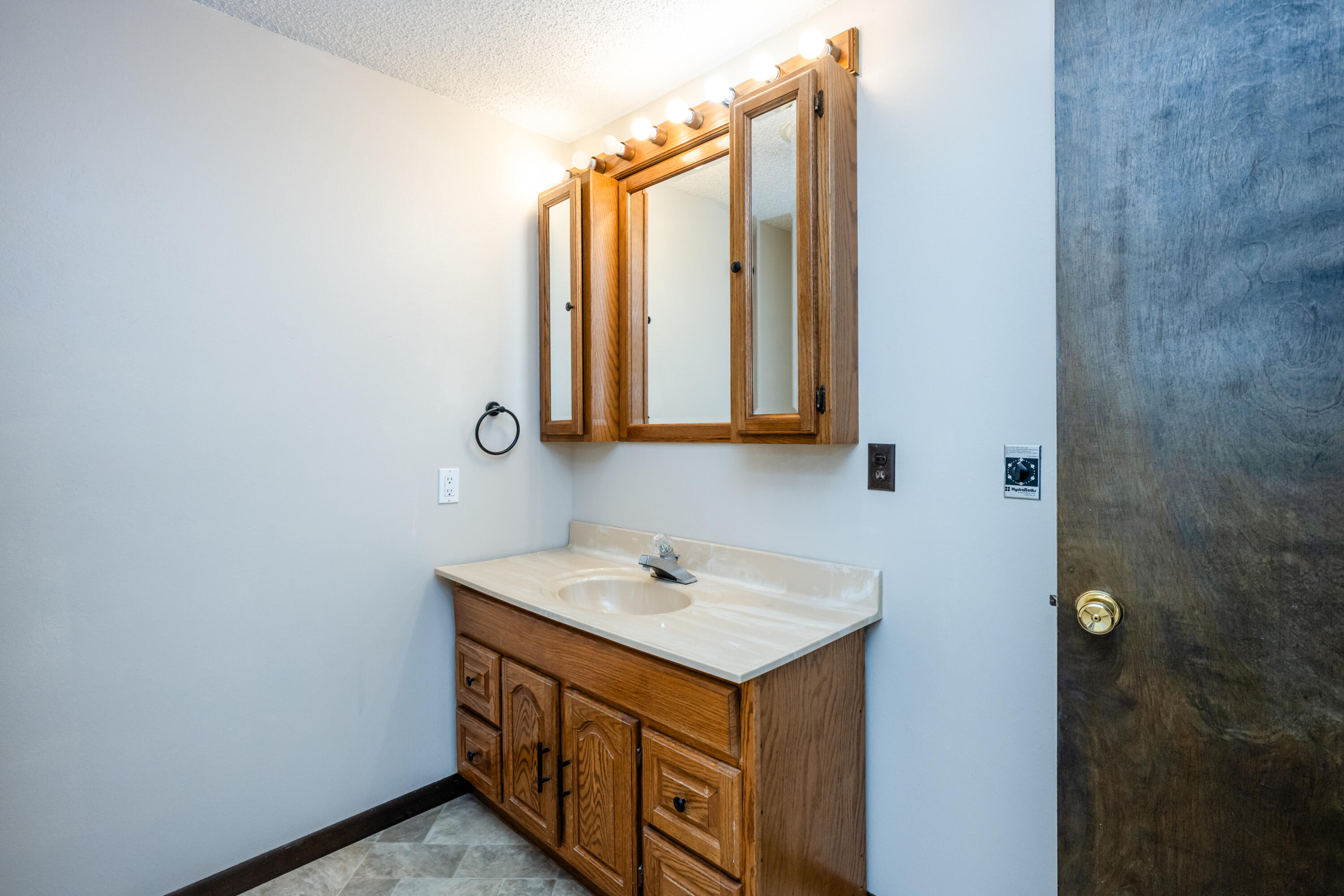 5081 Woodward Avenue Property Photo 26