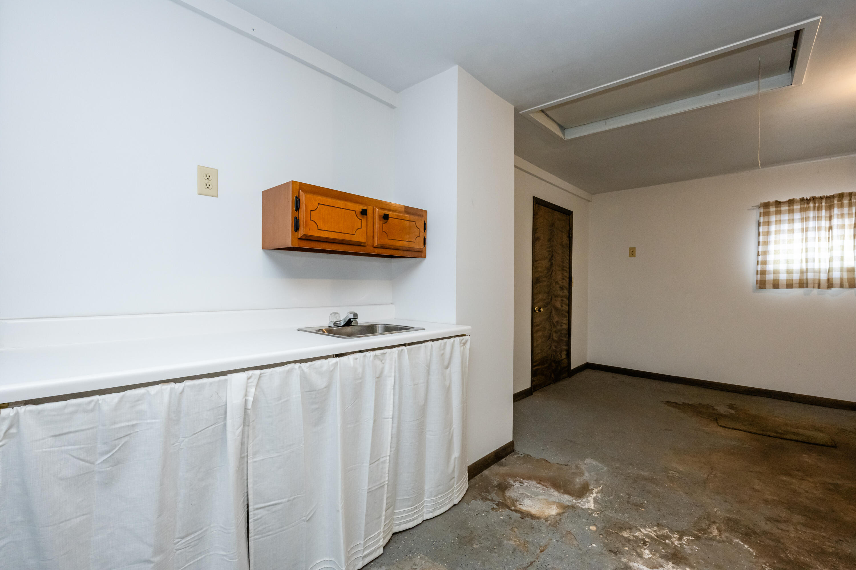 5081 Woodward Avenue Property Photo 31