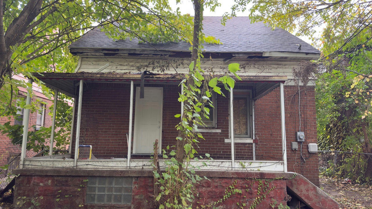 15887 Lauder Street Property Photo 2