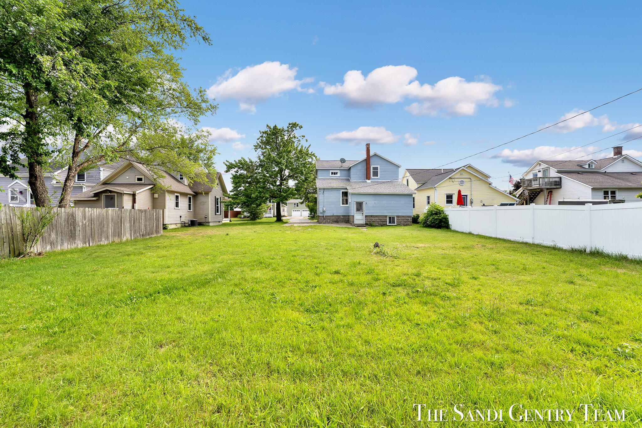 317 Elliott Avenue Property Photo 1
