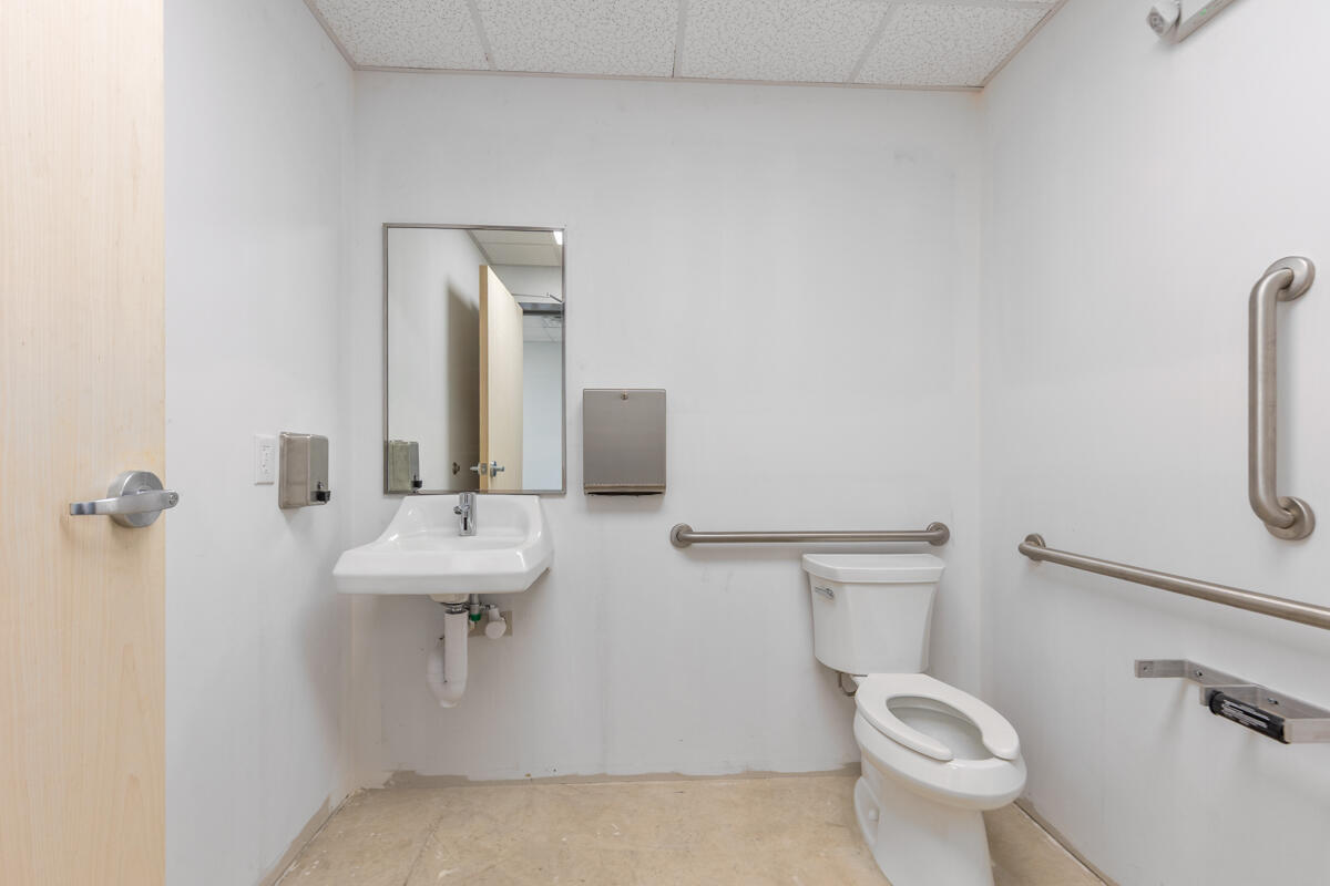 1010 Cesar E Chavez Avenue Sw Property Photo 20