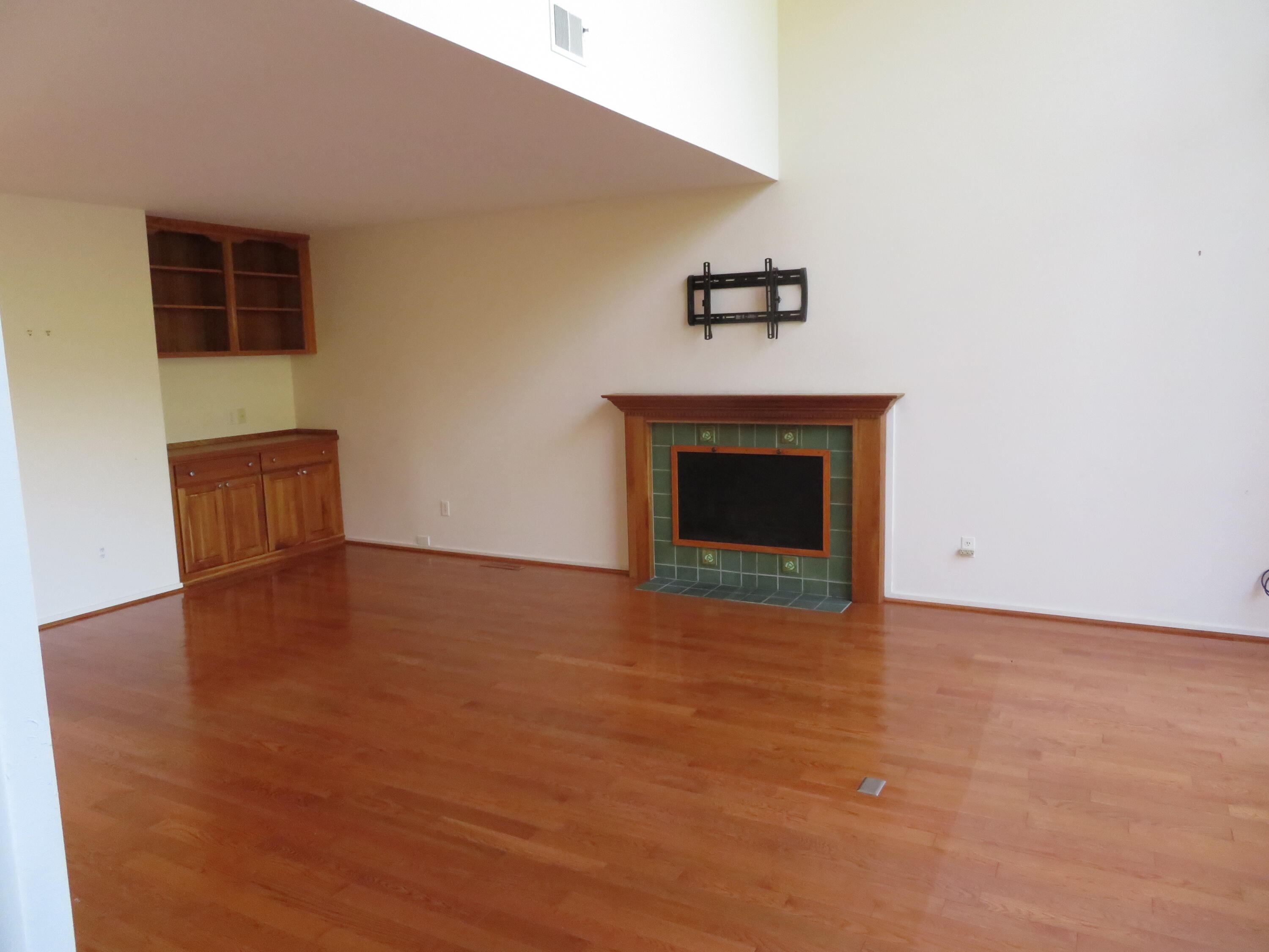 2134 Overlook Court Property Photo 11