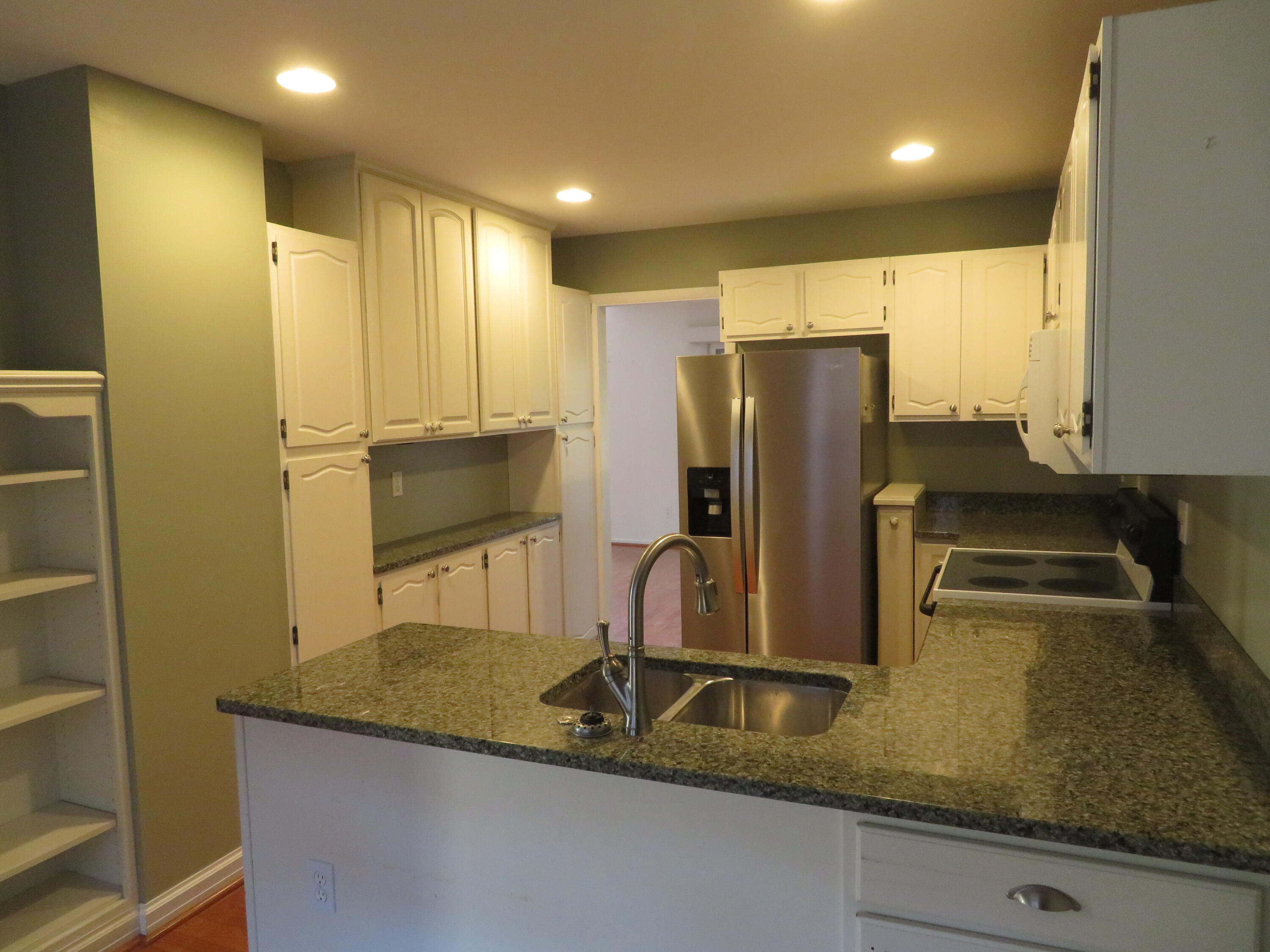 2134 Overlook Court Property Photo 17