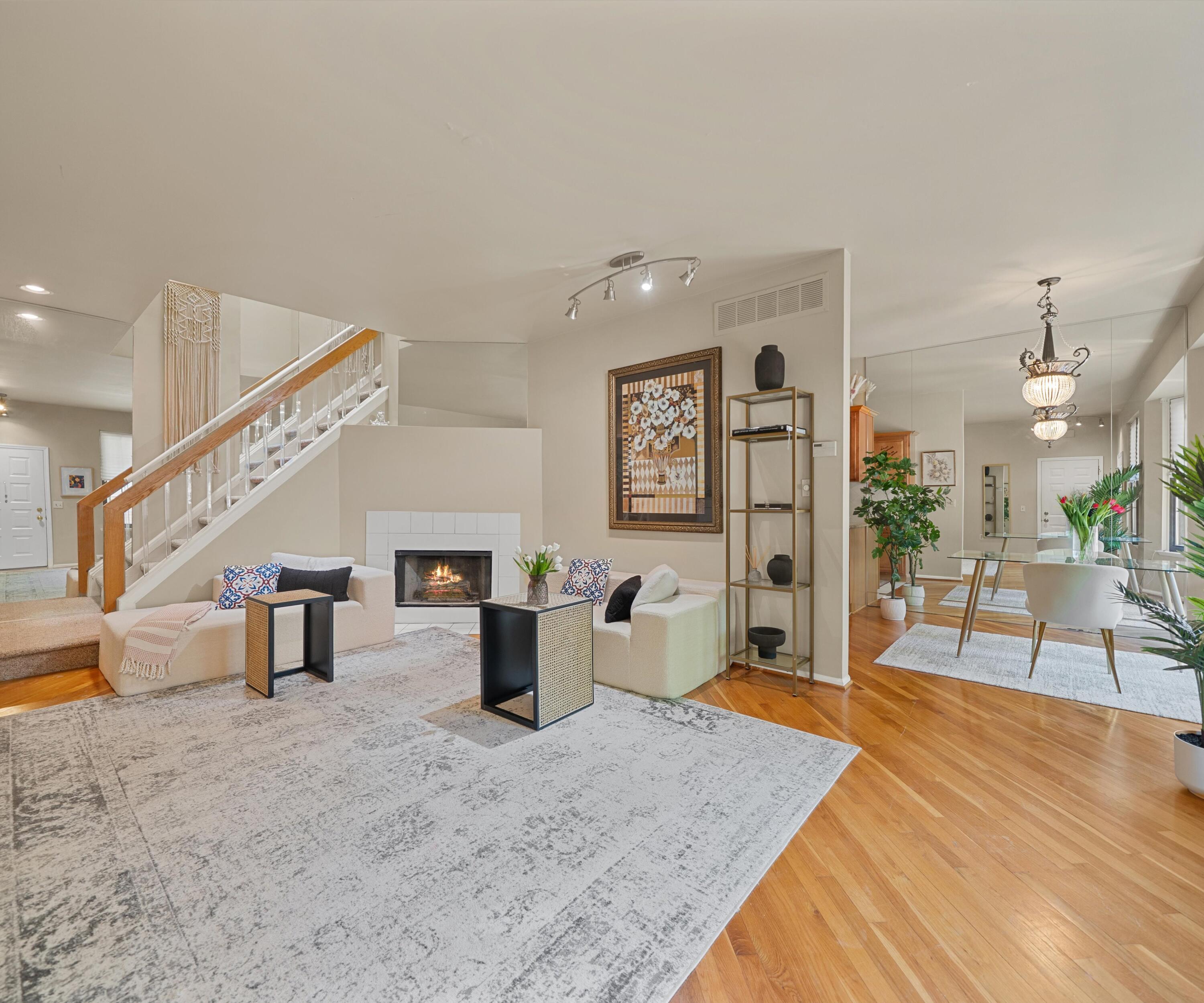 7288 Danbrooke Court Property Photo 11