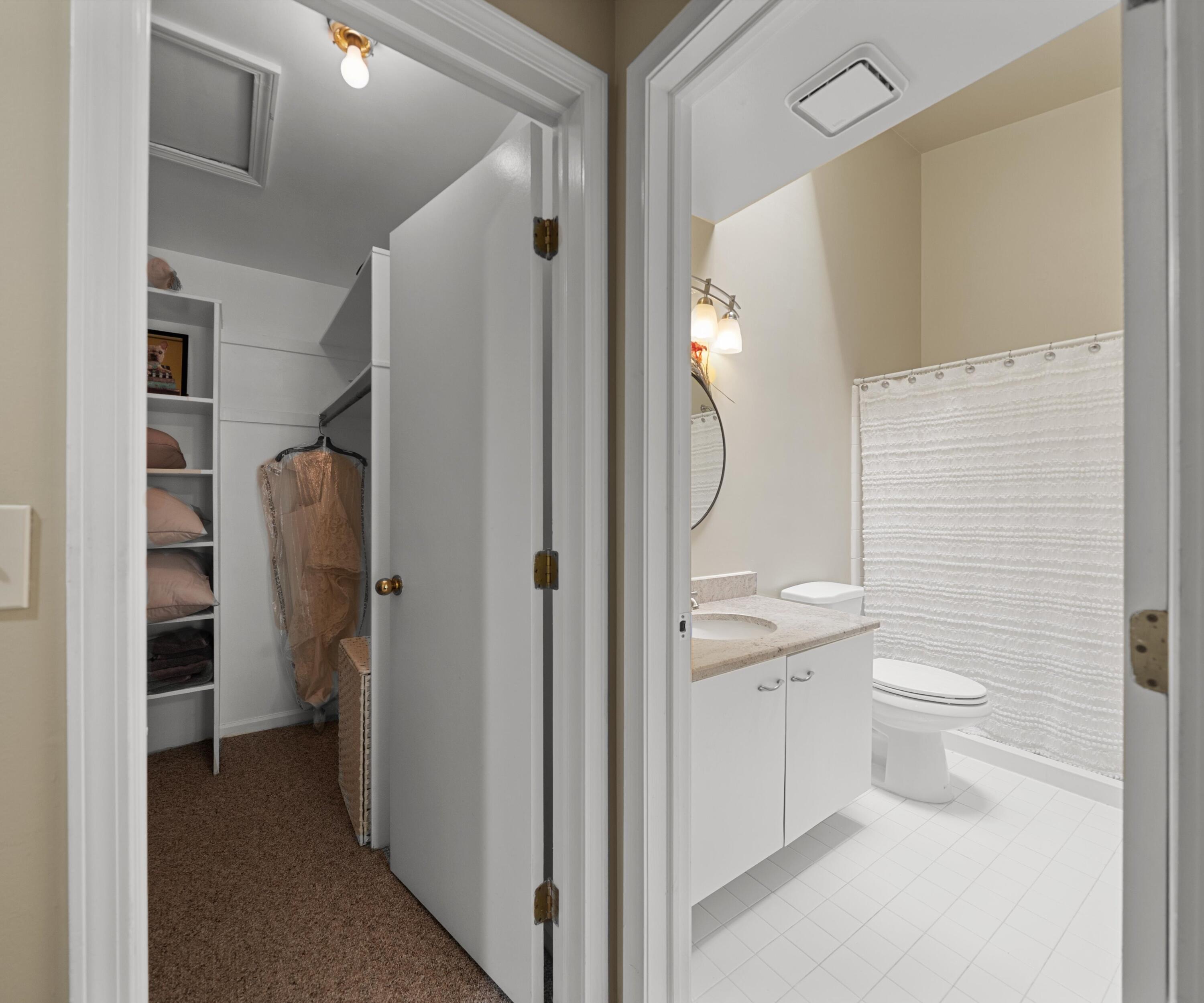 7288 Danbrooke Court Property Photo 17