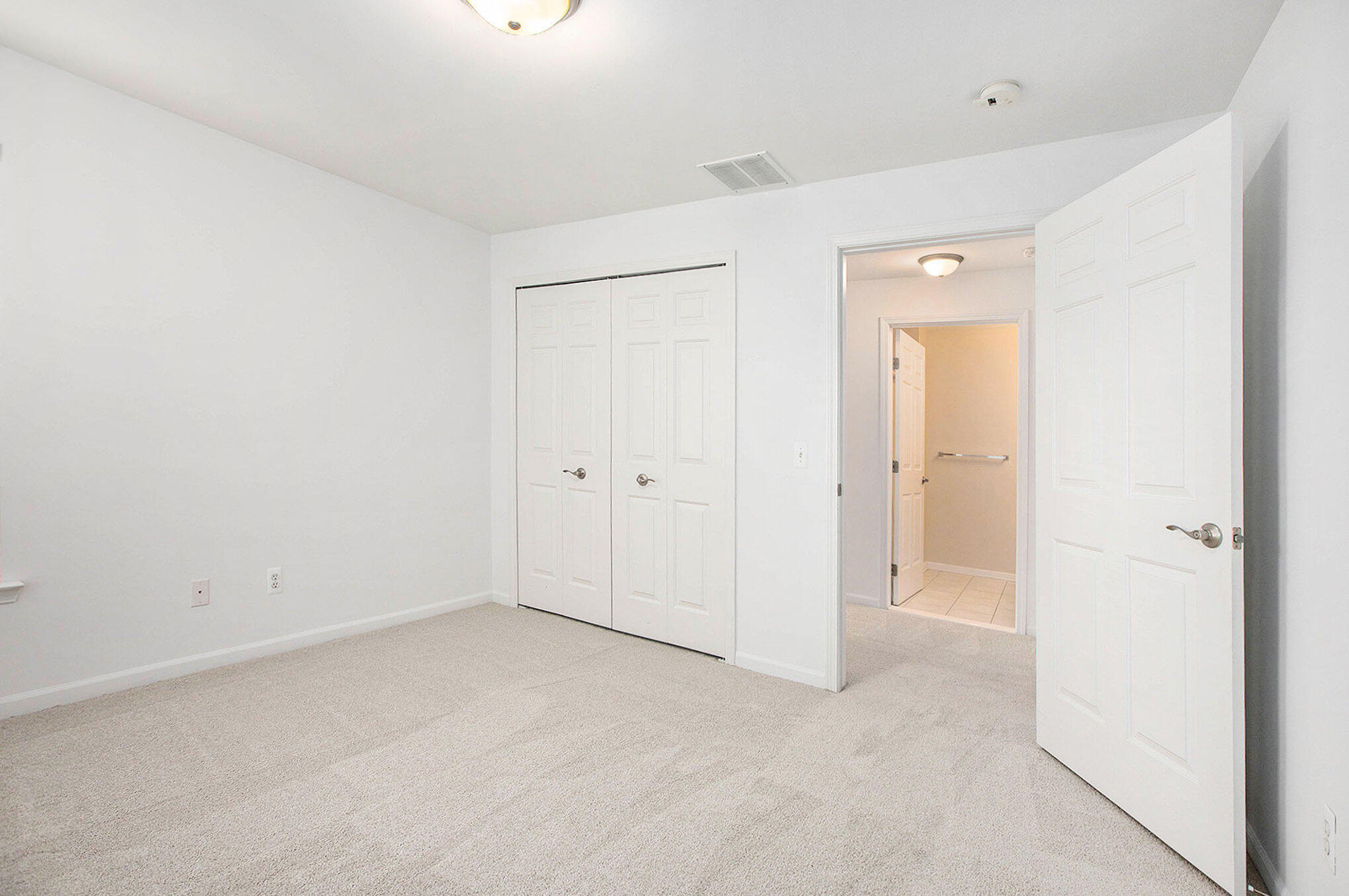 2768 S Knightsbridge Circle Property Photo 15